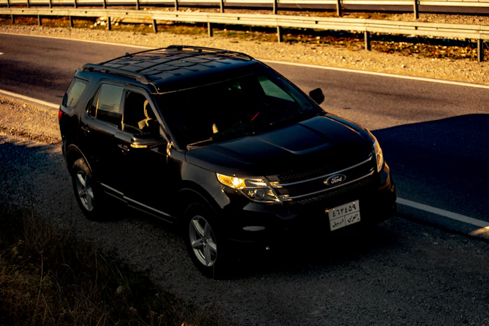 2026 Ford Explorer Platinum 4WD in Carbonized Gray