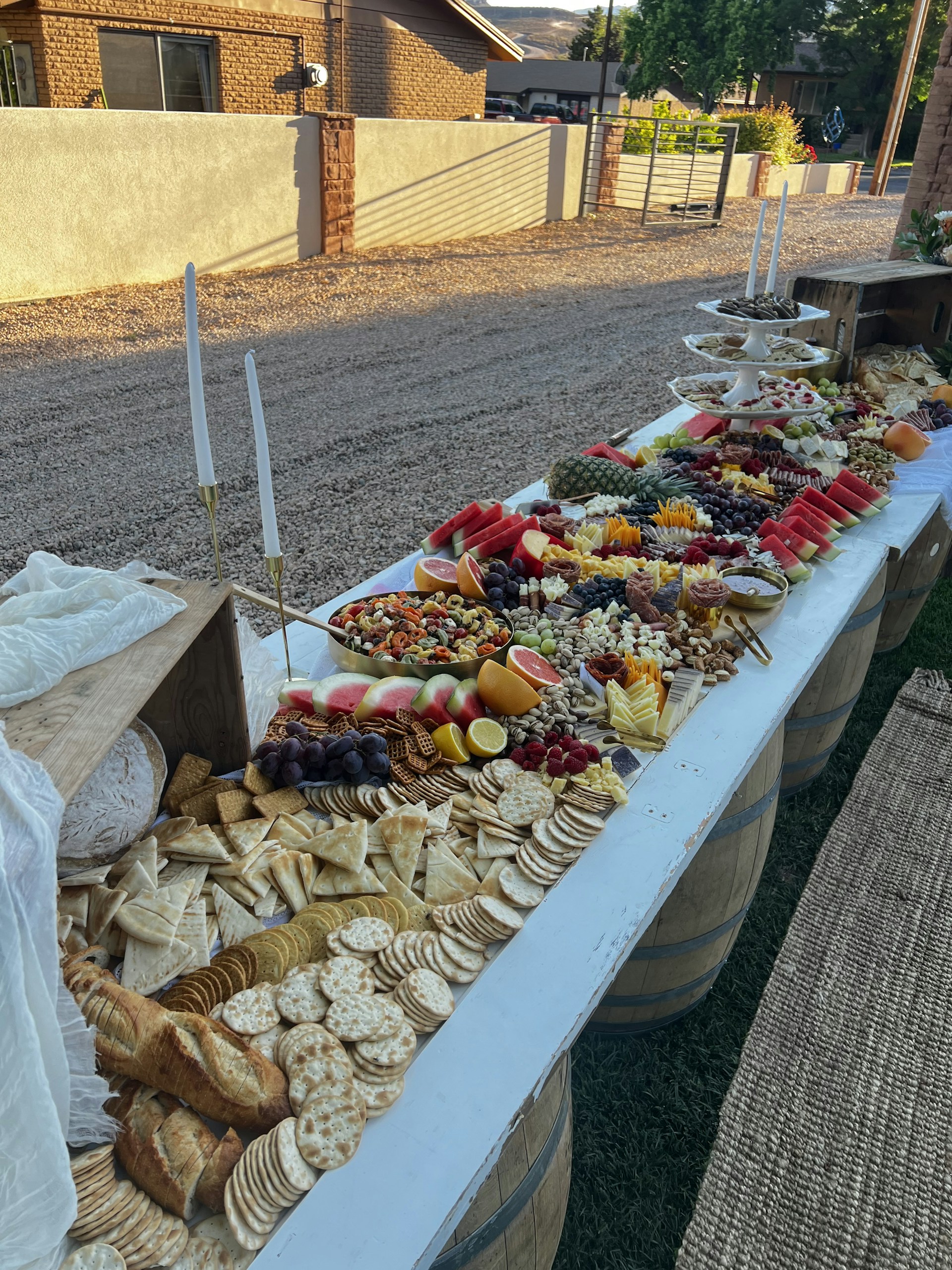 black and white bed linen