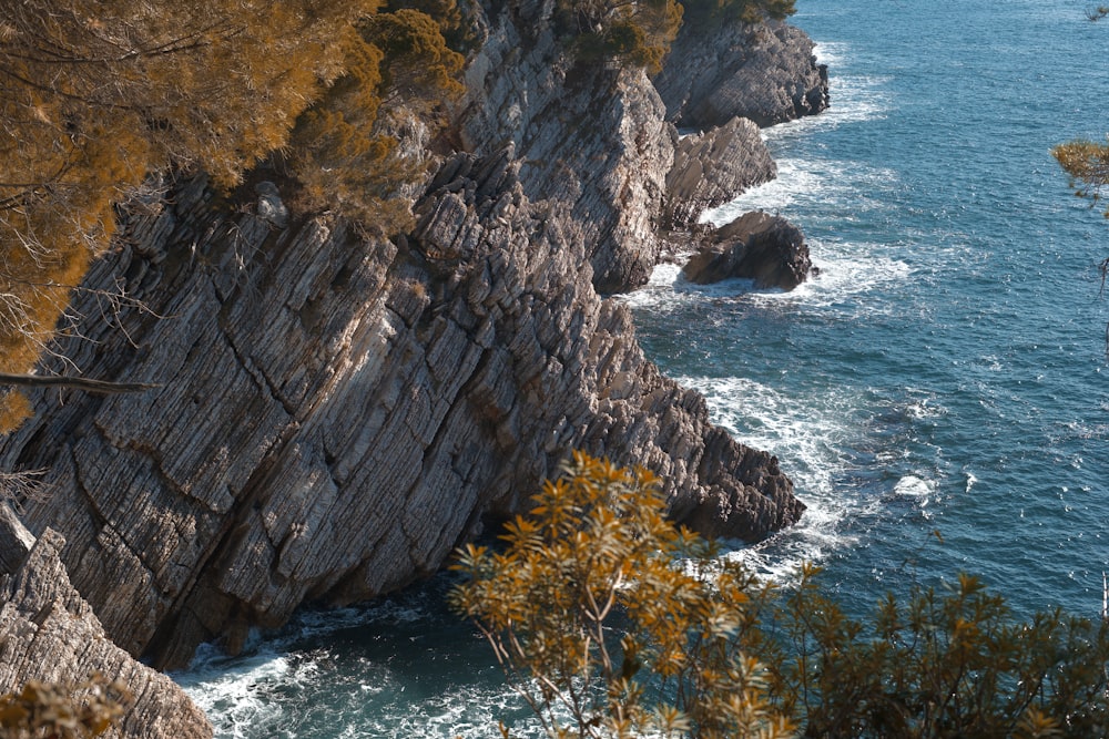 a view of the ocean from the top of a cliff