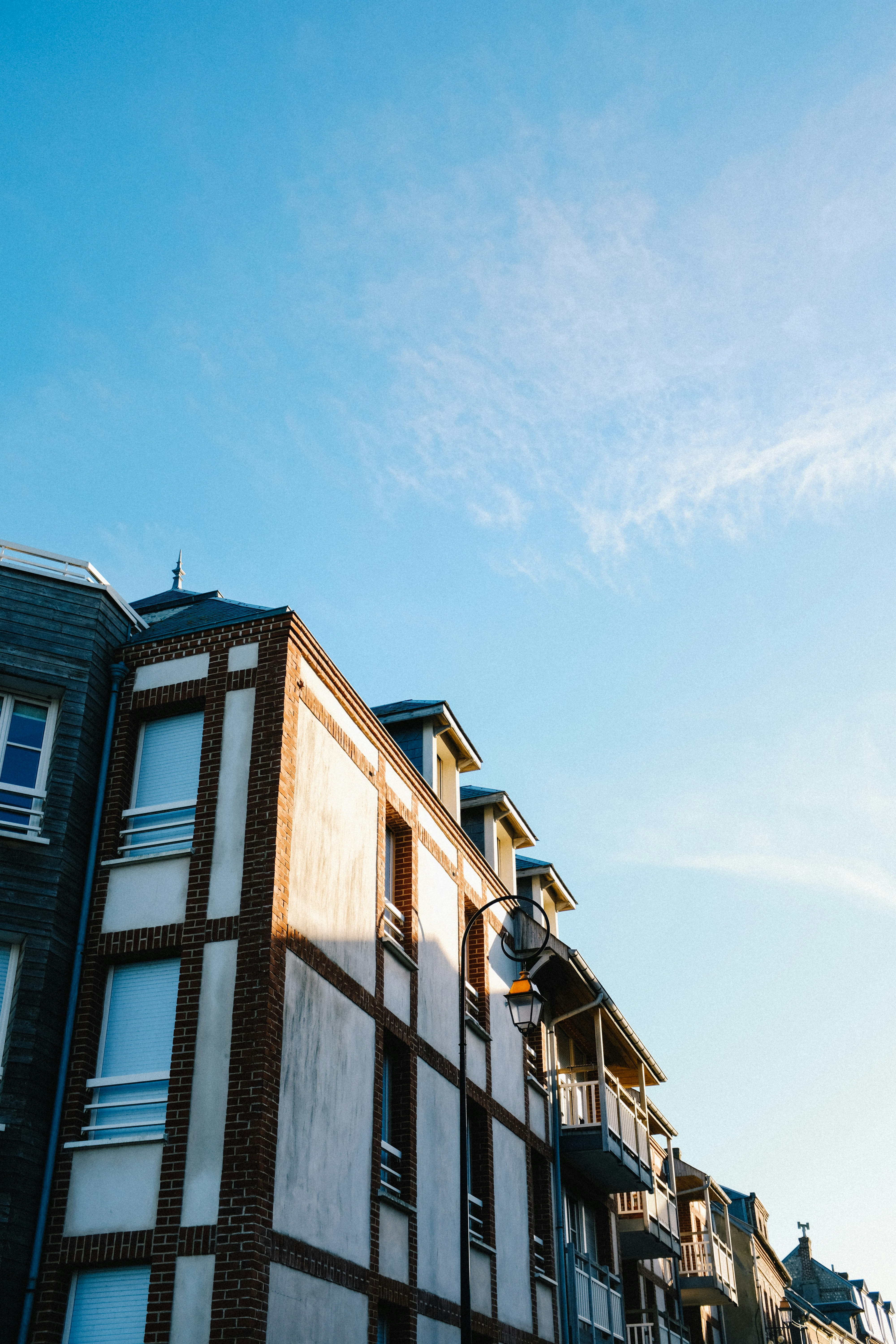 Photo by adrienolichon