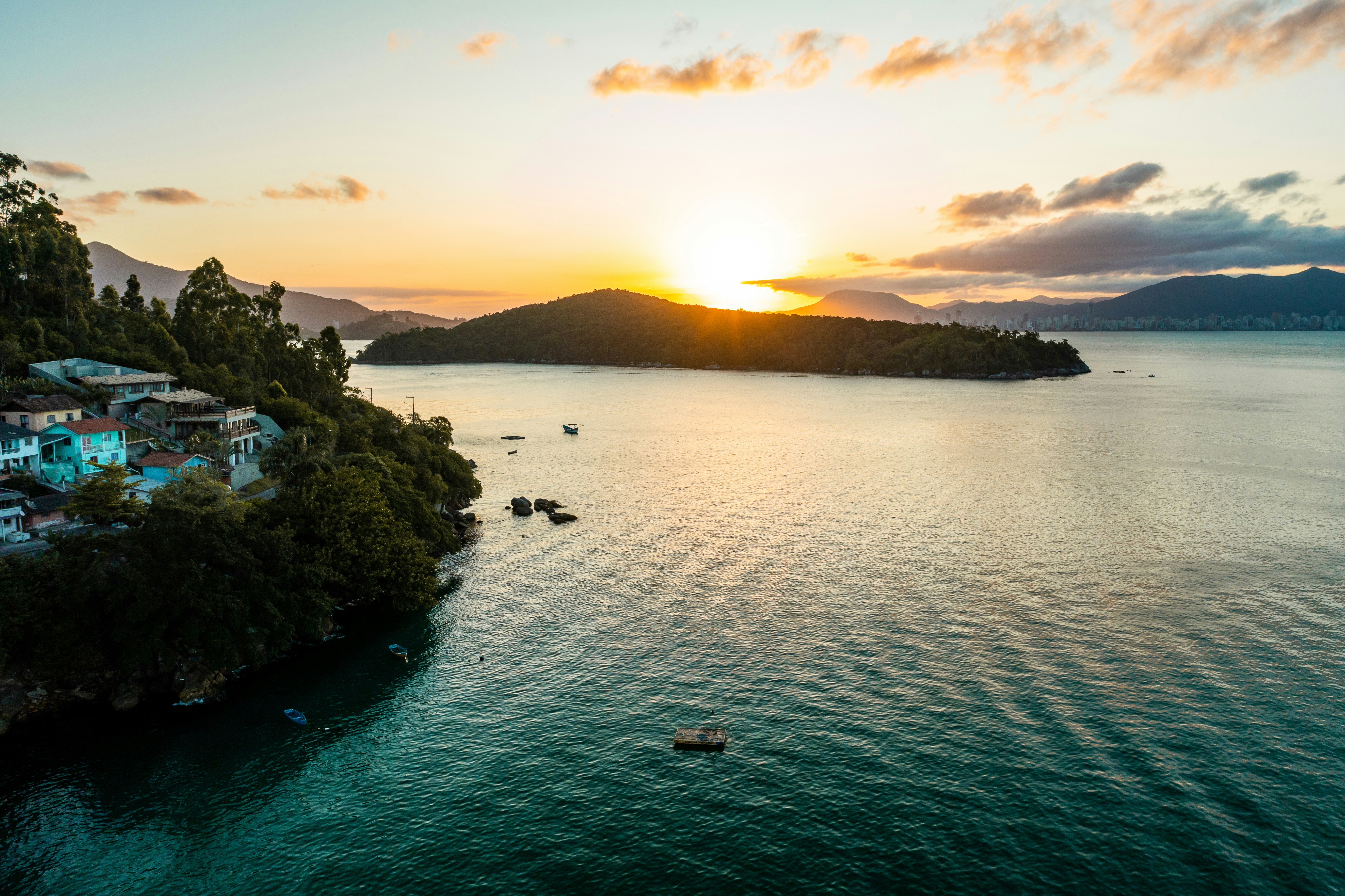 Photo by alexcaceres