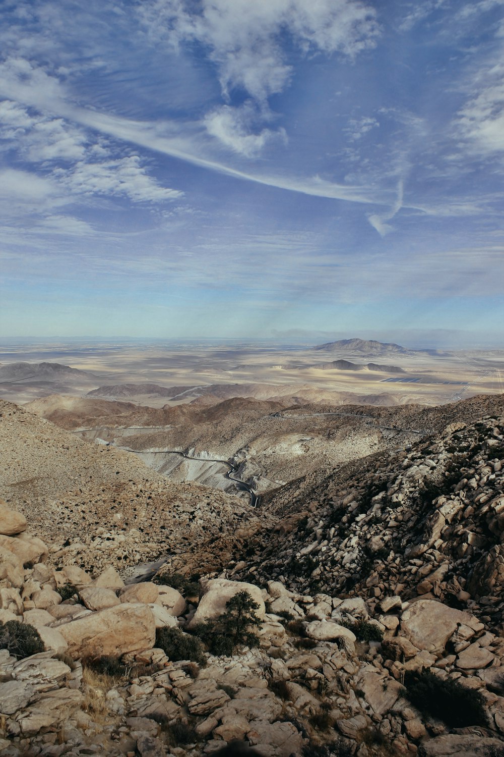 Una vista del desierto desde un punto de vista elevado