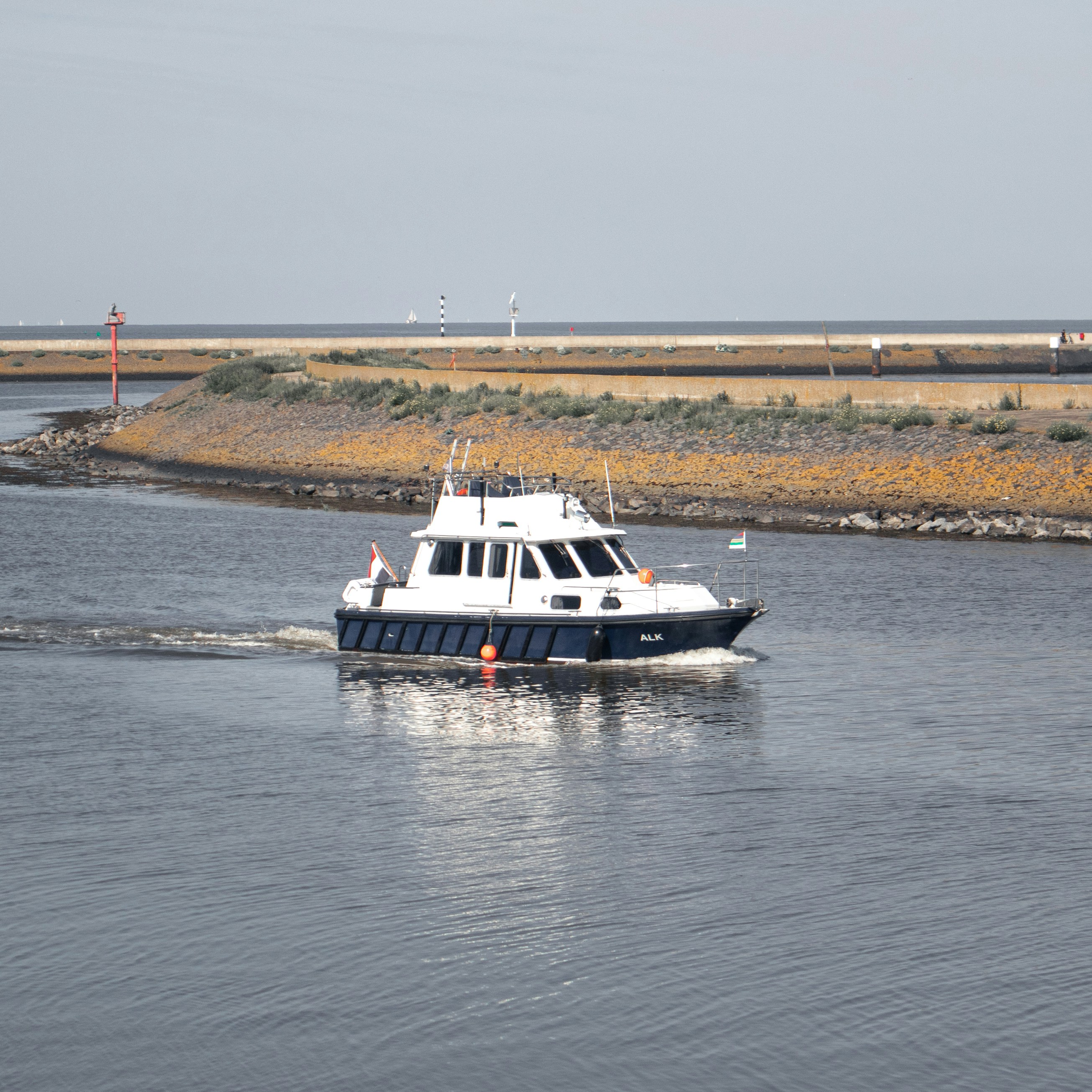 Photo by maarten_wal