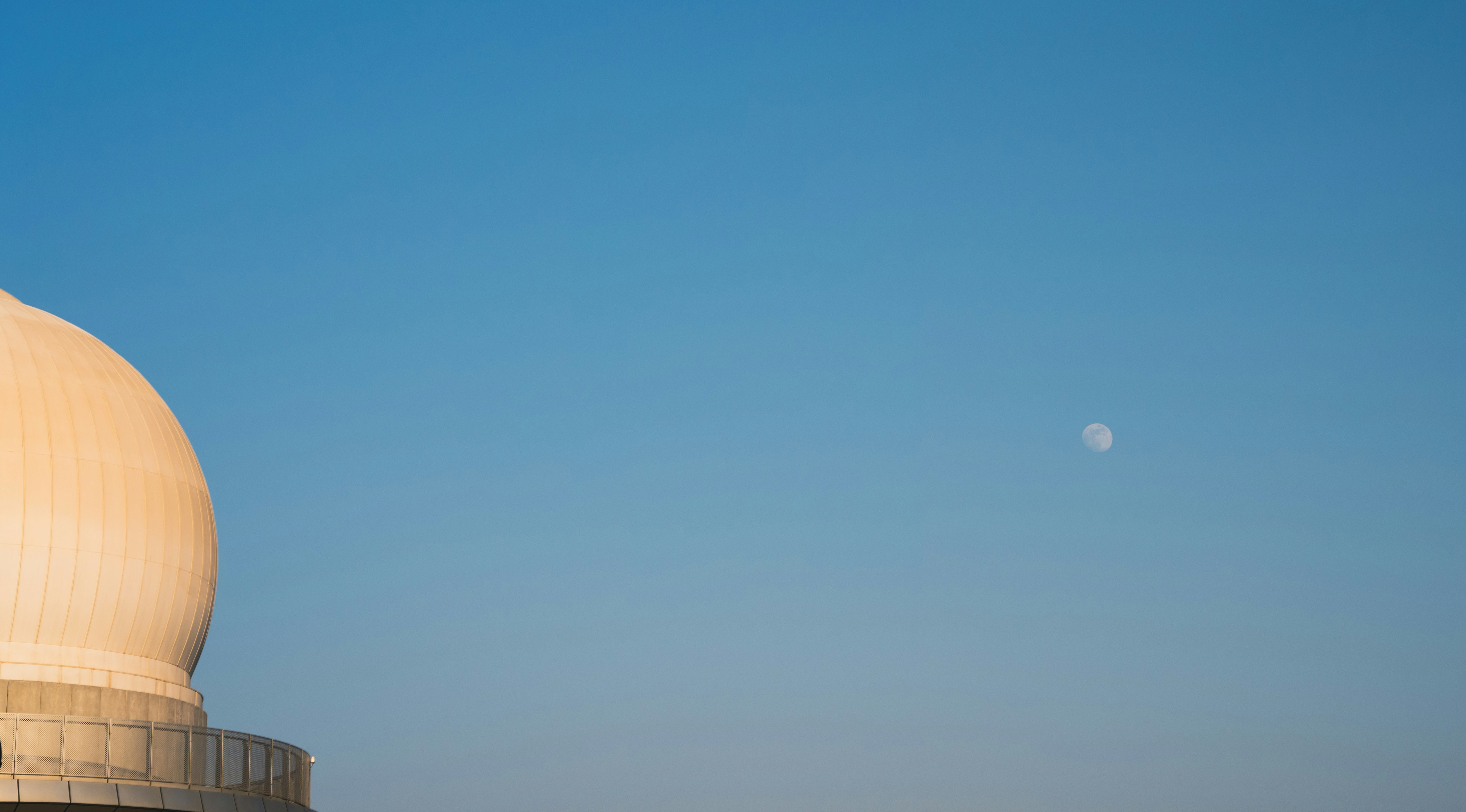 Moon and Shanghai Astronomy Museum