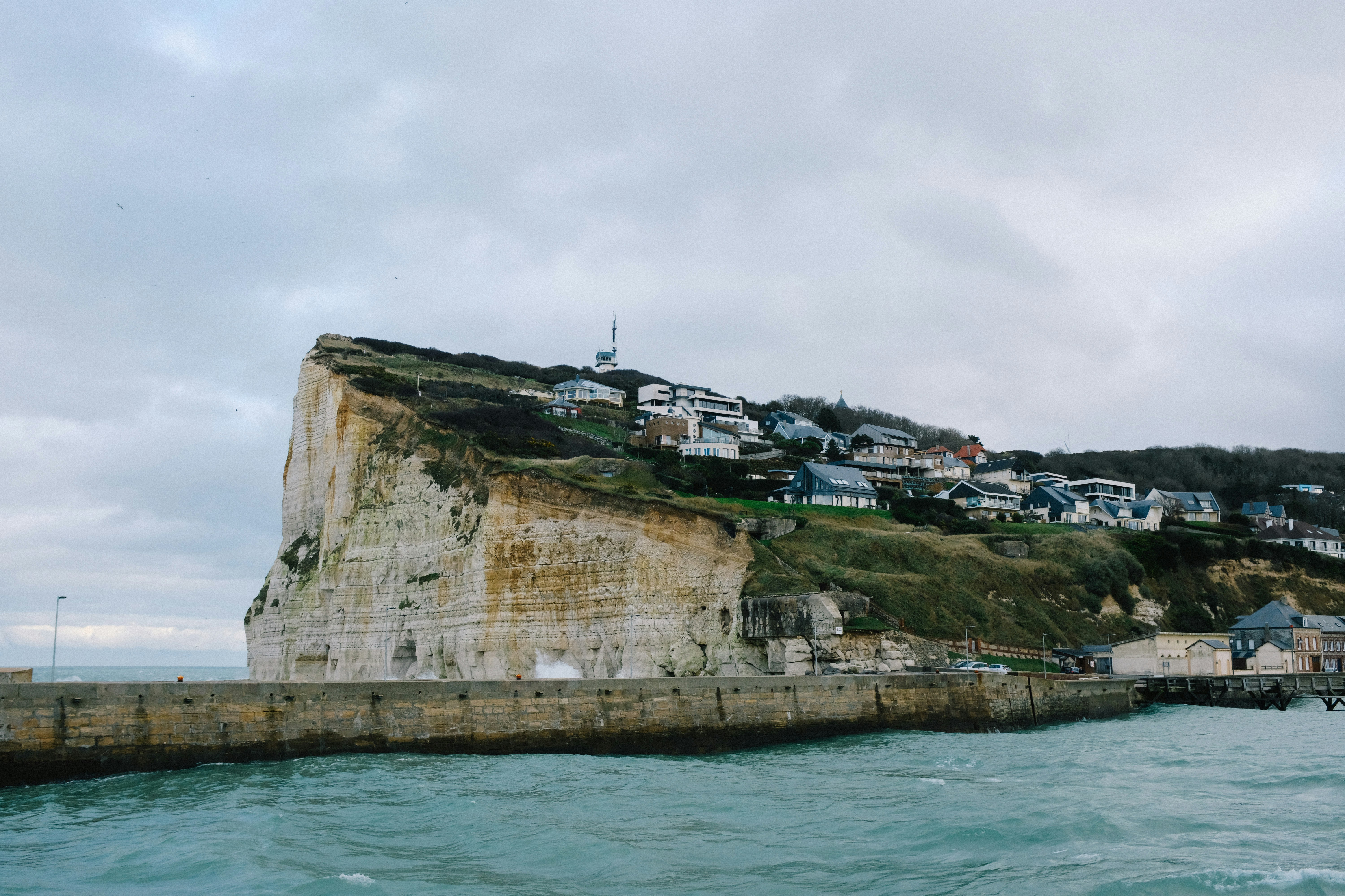 Photo by adrienolichon