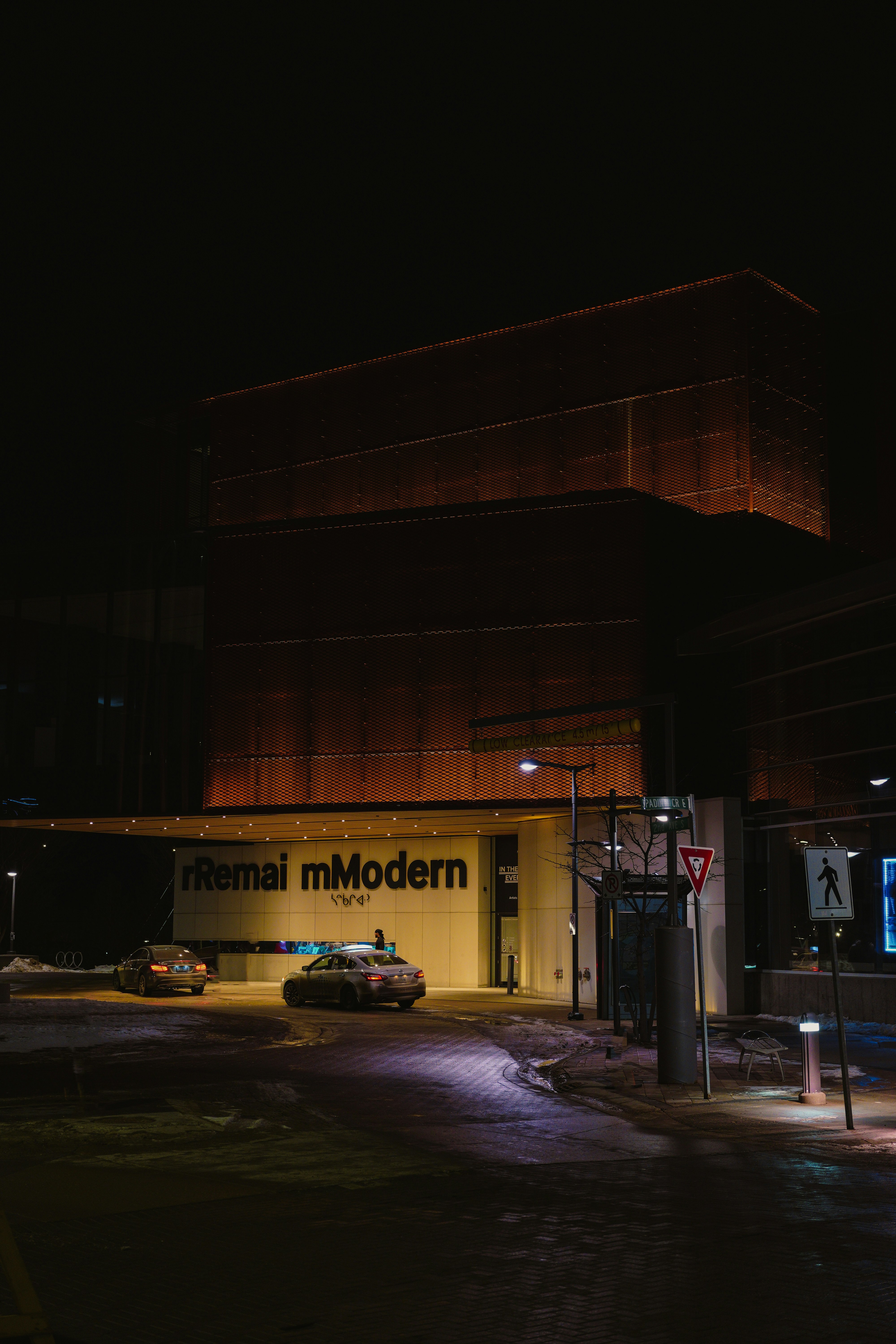 Custom High-Vis Sign