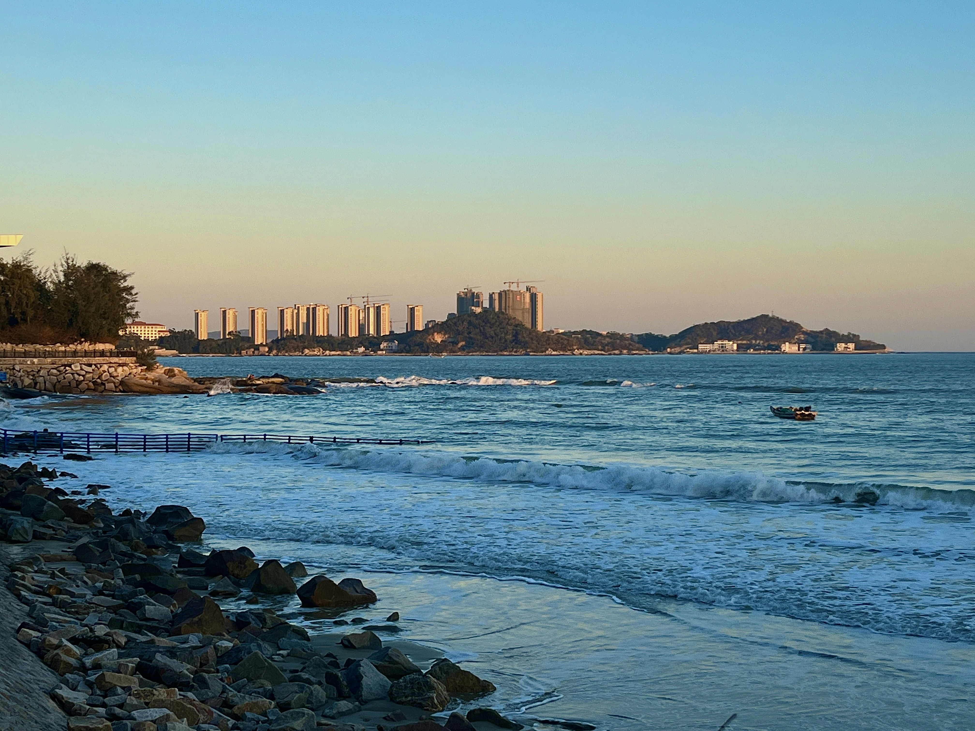 Photo by lewischenzy