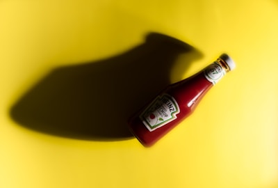 A clean white background showcasing elwaha’s classic tomato ketchup bottle.