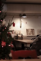 Cozy corner with playful Christian-themed decor for the Trilha Cristã Kids.