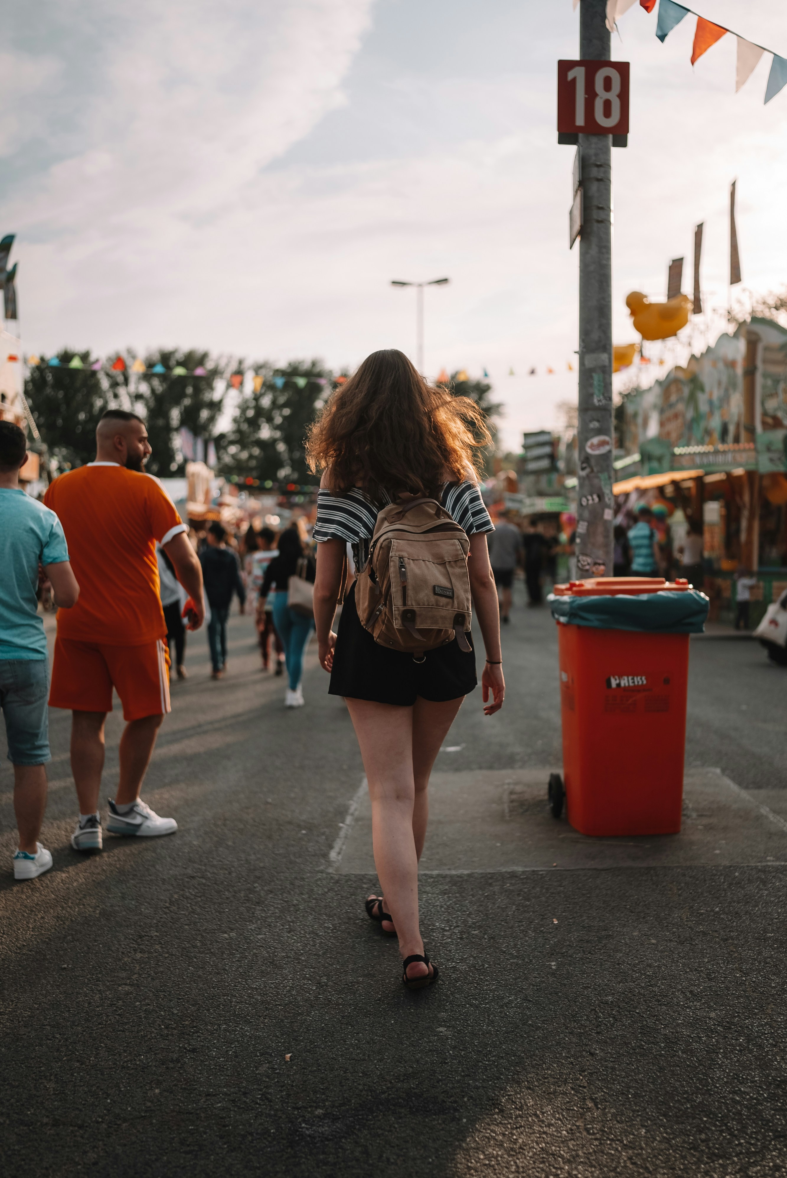 Photo by hk_filmografy