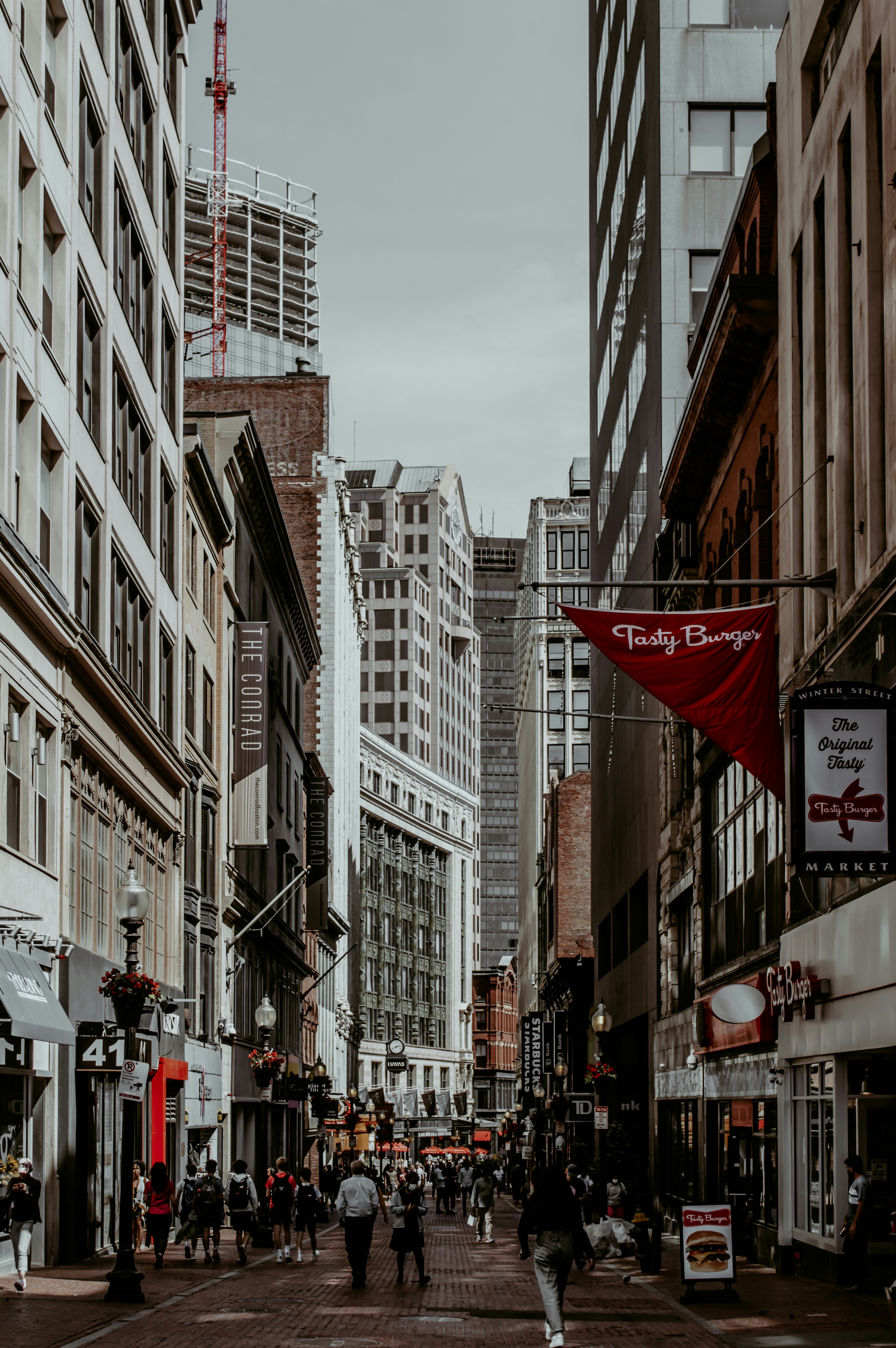 Choose from a curated selection of summer photos. Always free on Unsplash.
