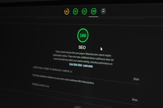A dark-themed web interface displays an SEO performance score of 100. Multiple indicators at the top show different scores in circular icons. Text below explains the significance of the SEO score and offers additional actions to improve website optimization. A cursor is partially visible.