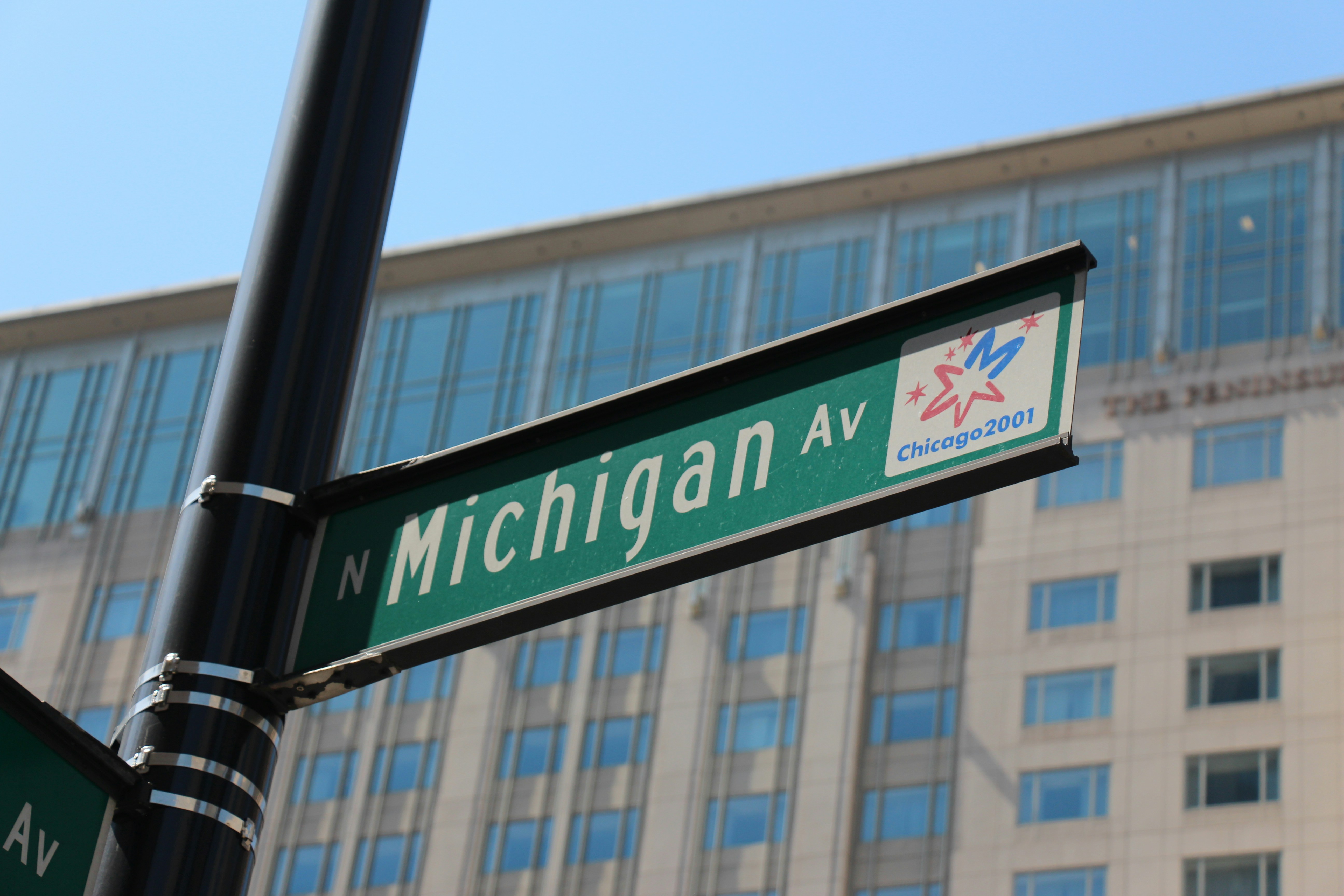 Chicago neighborhood street sign - Best Chicago neighborhoods