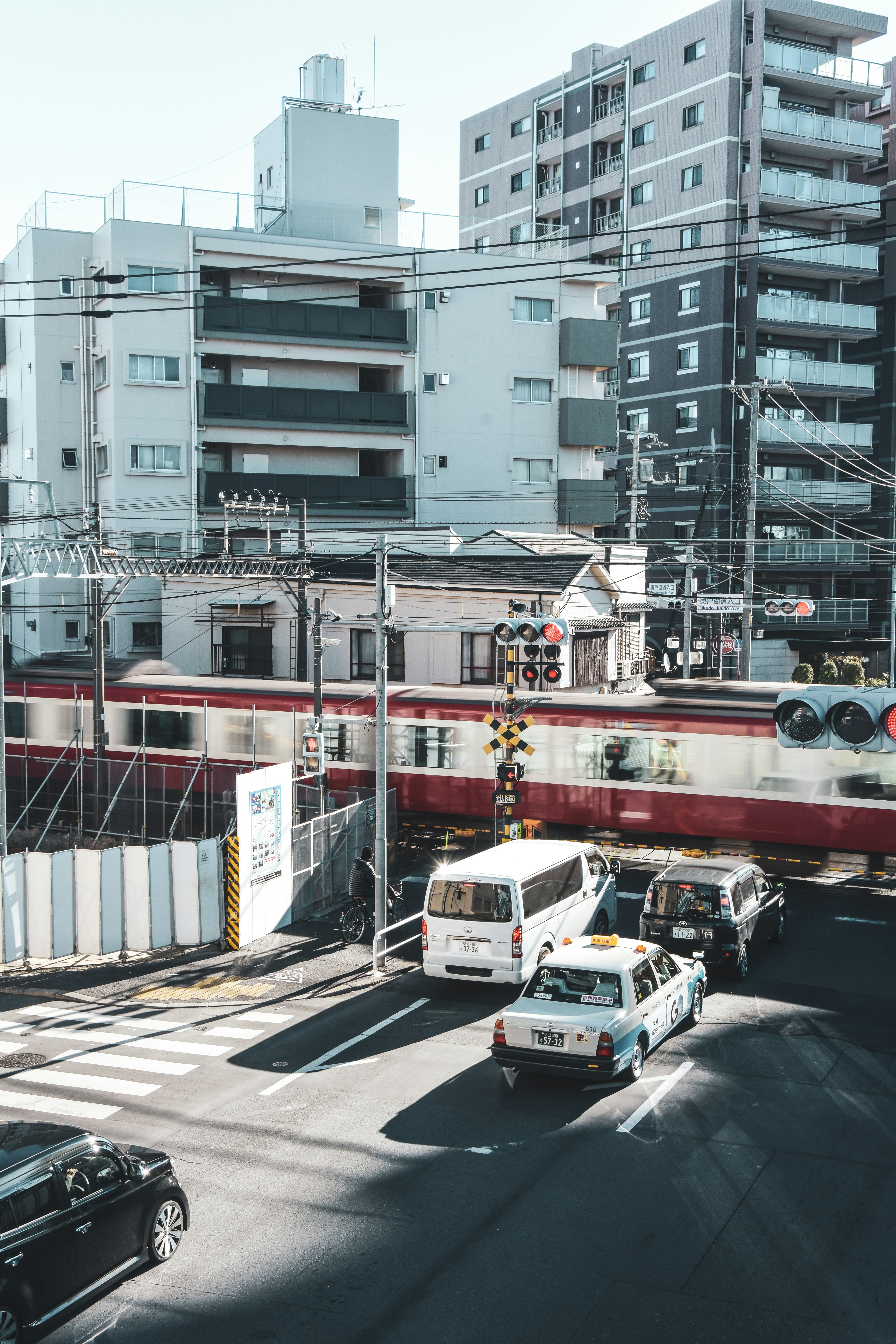 Photo by scottelkins