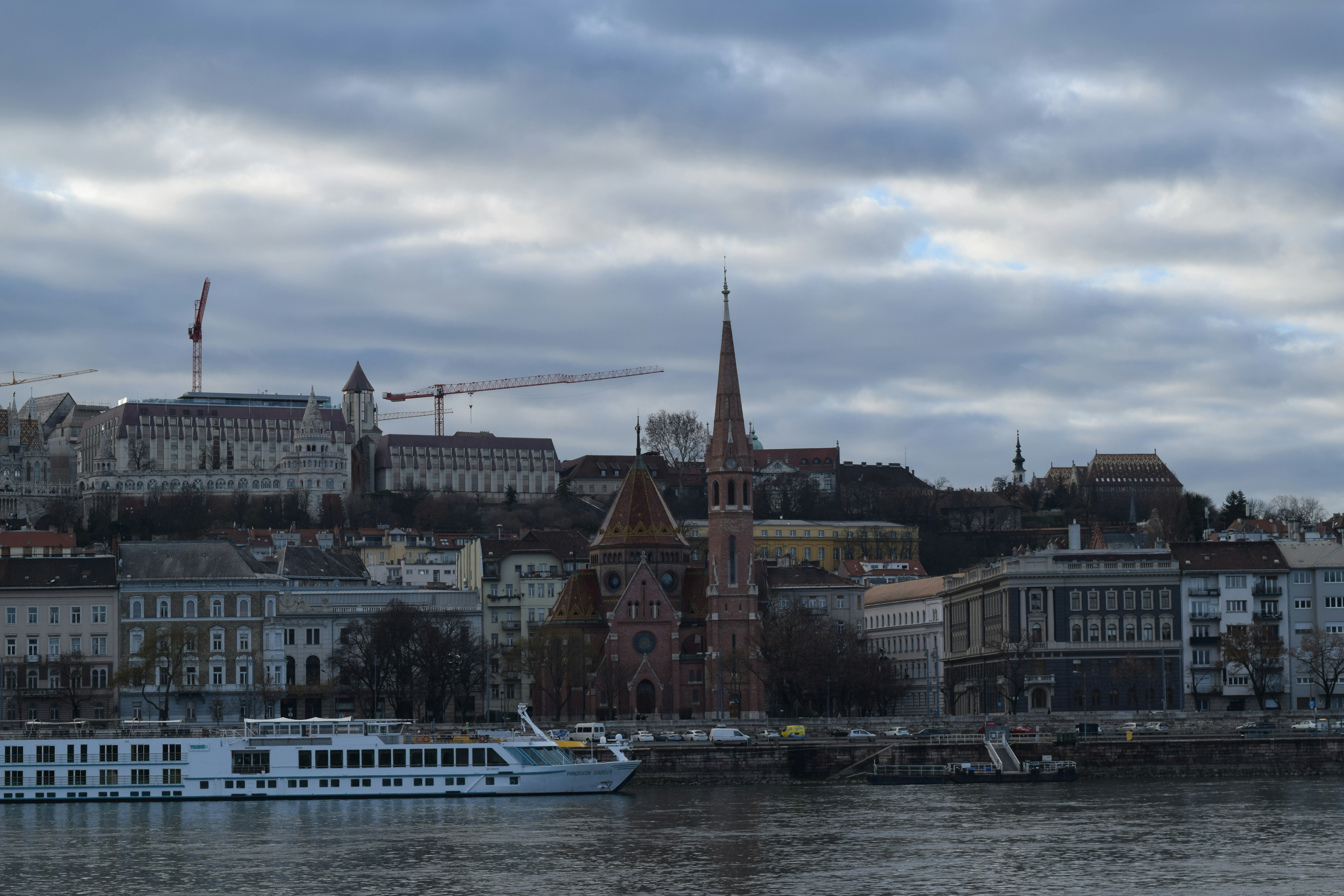 Photo by davidespinarincon