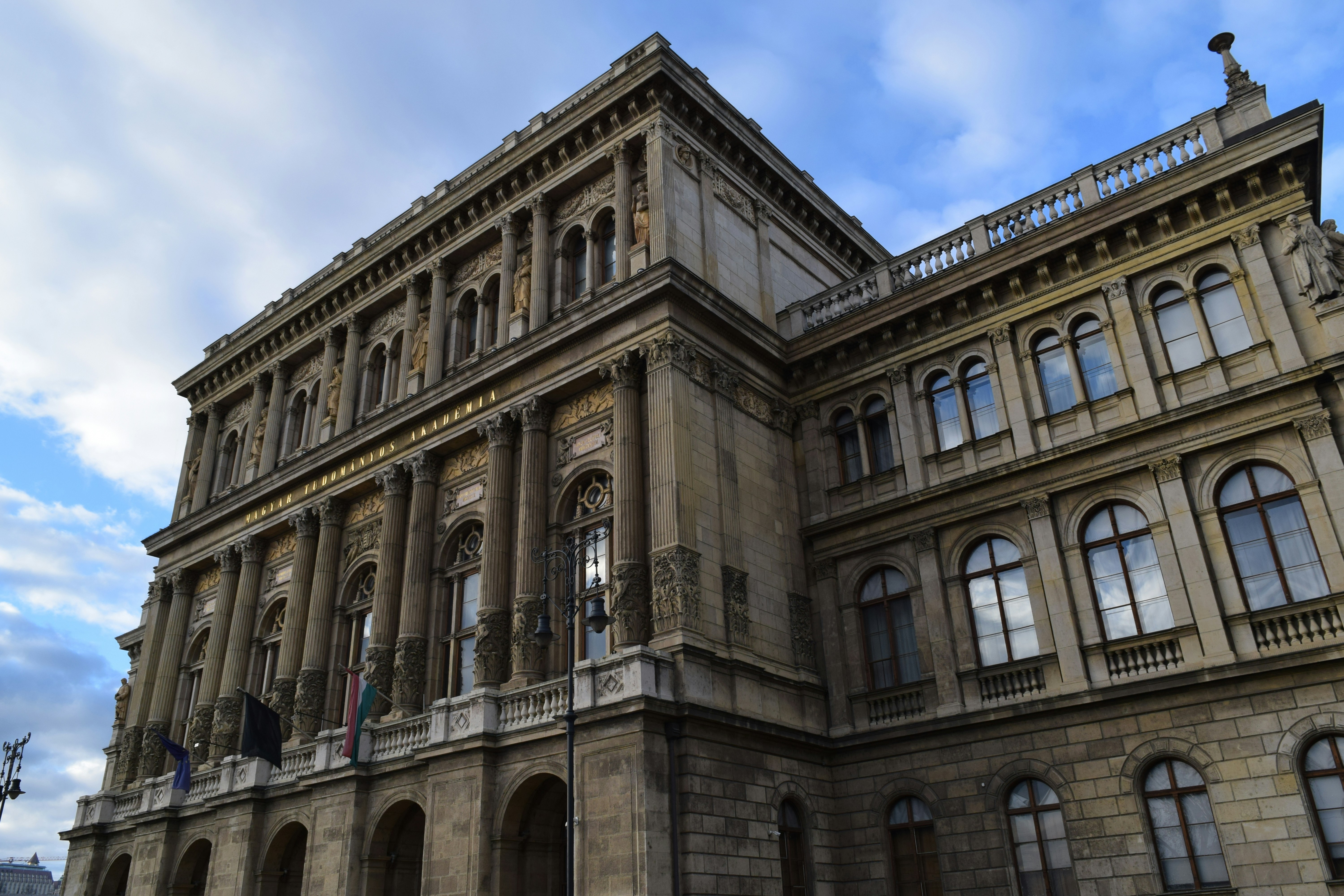 Photo by davidespinarincon