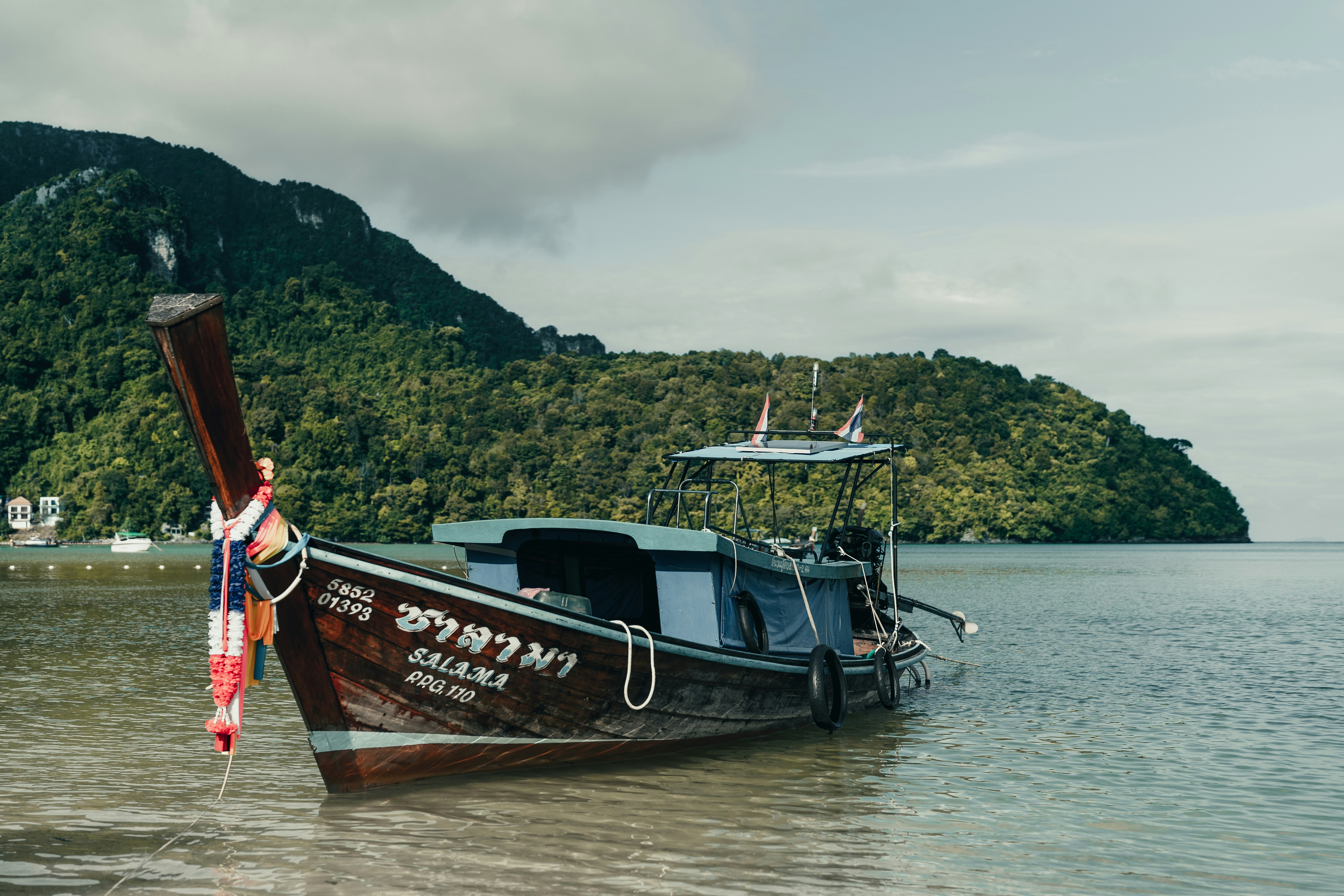 Koh Phi Phi – Weather & Seasonal Patterns