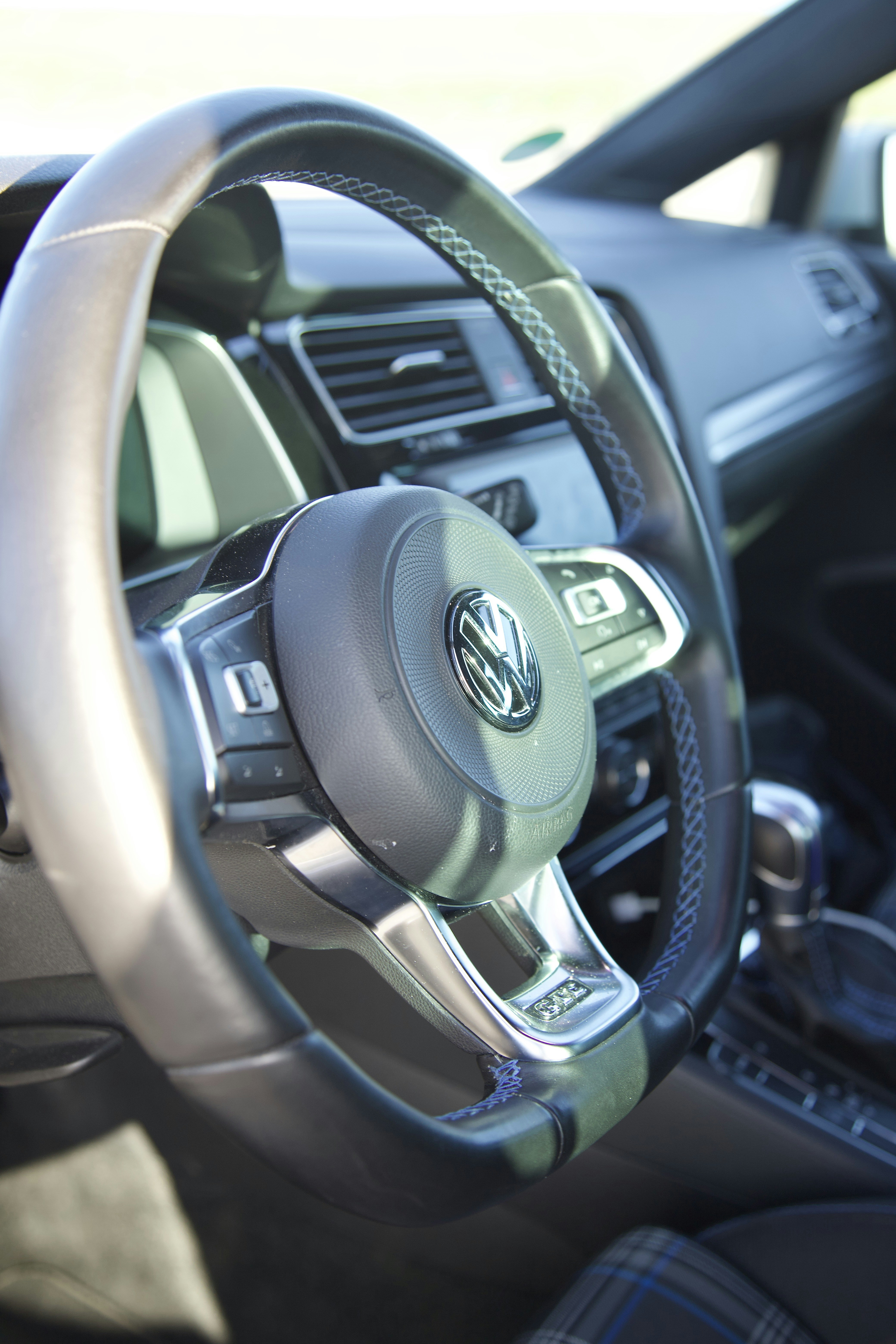 Photo by stockbirken