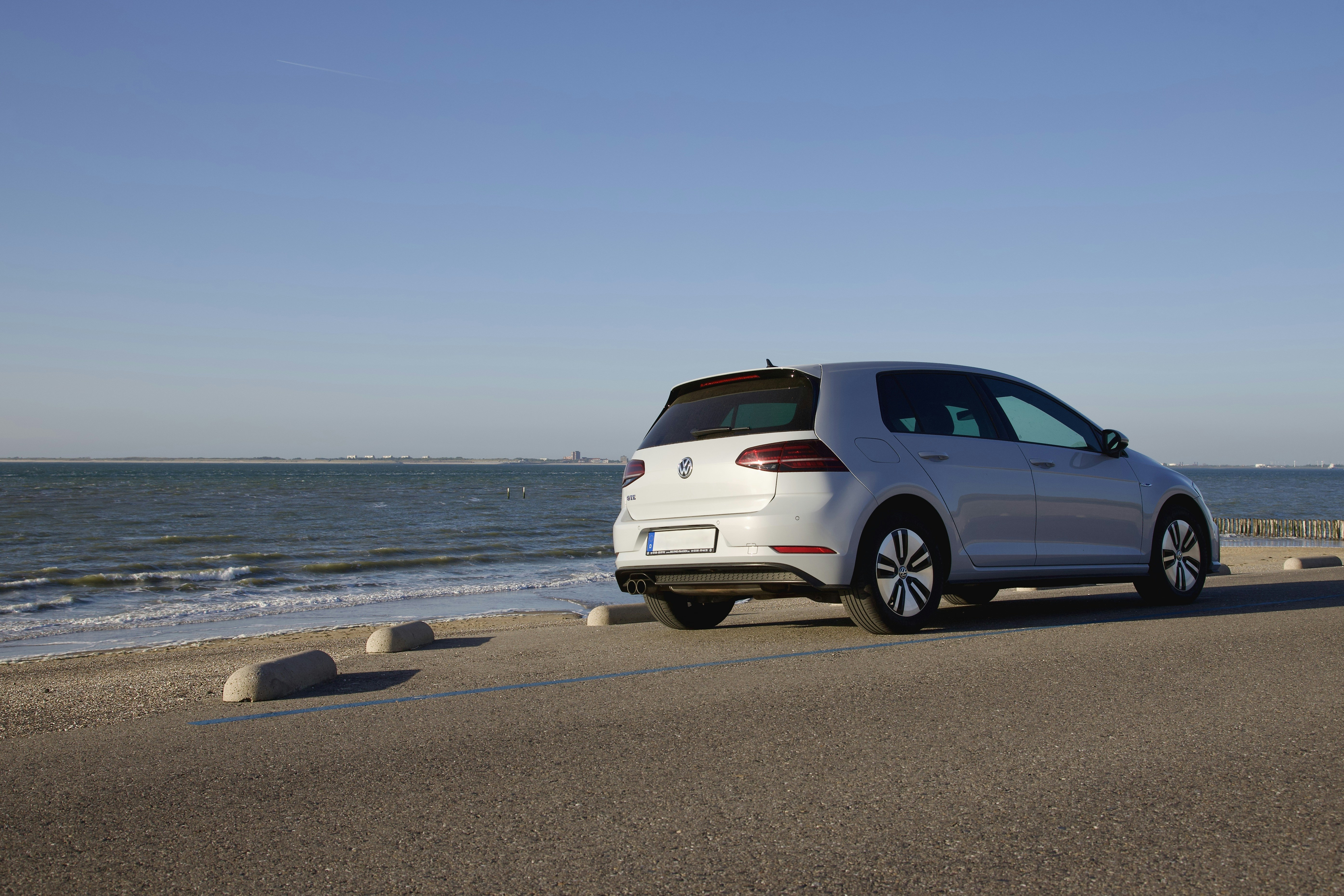 Photo by stockbirken