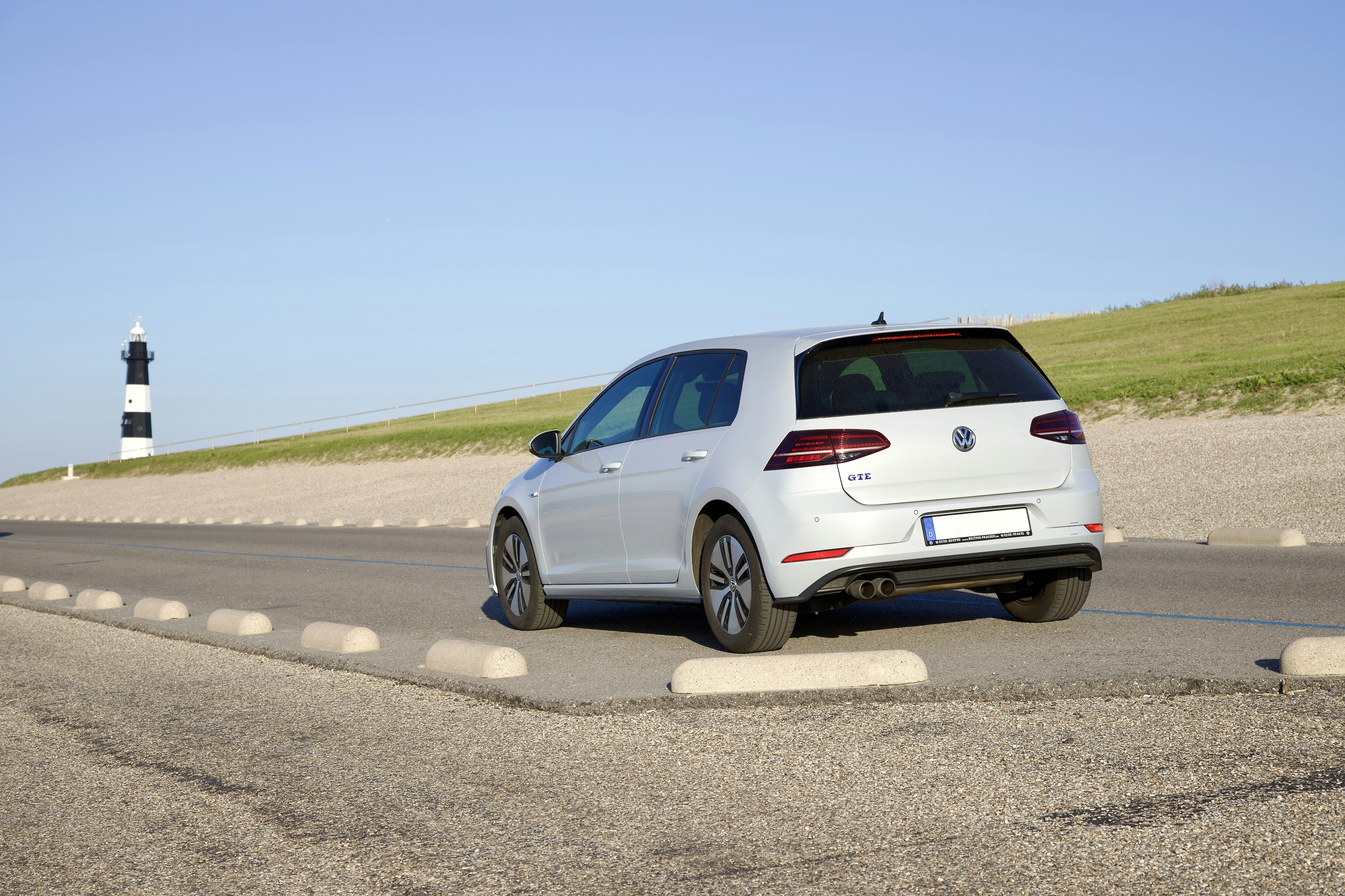 Photo by stockbirken