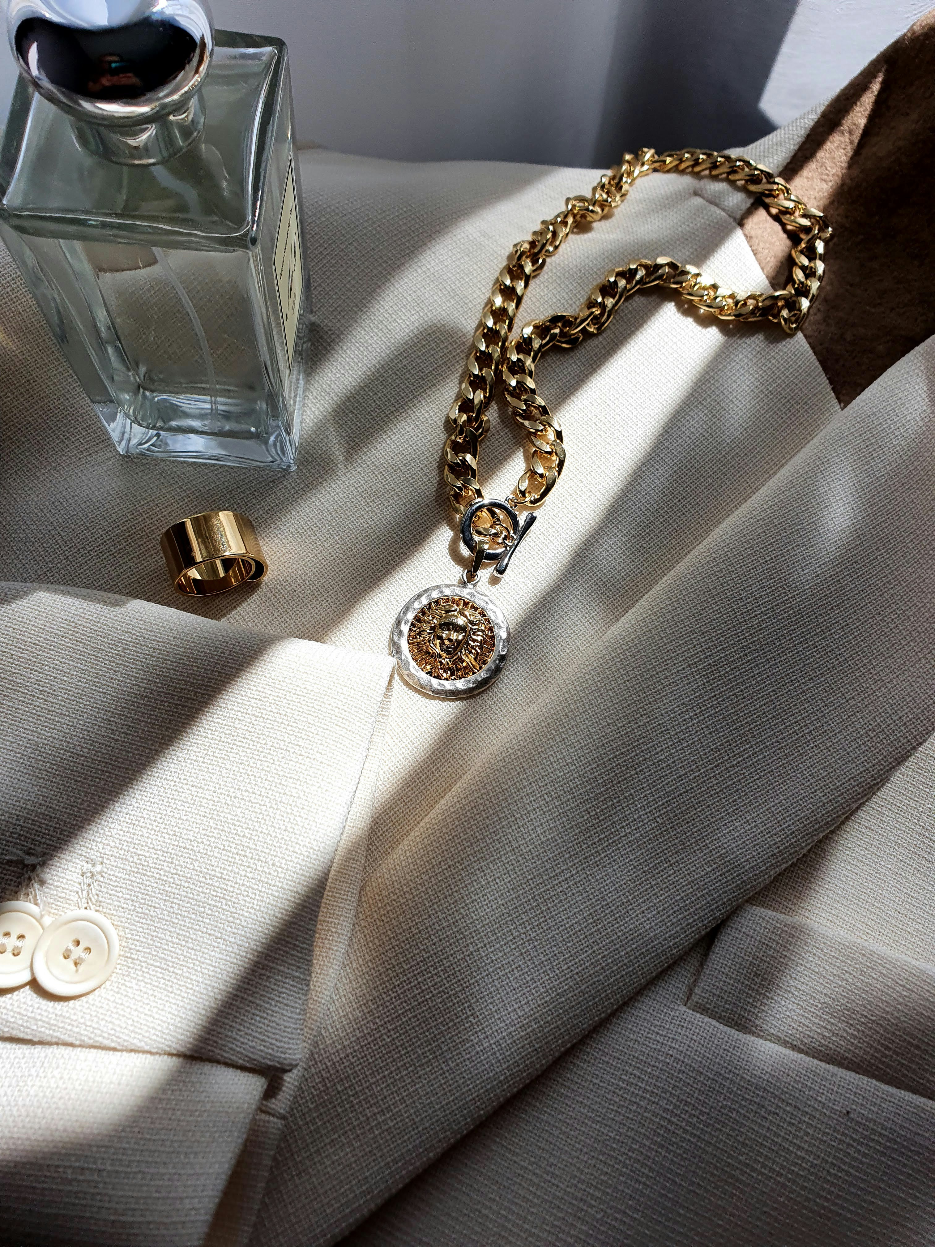 Takı ve Aksesuarlar İçin Mağaza