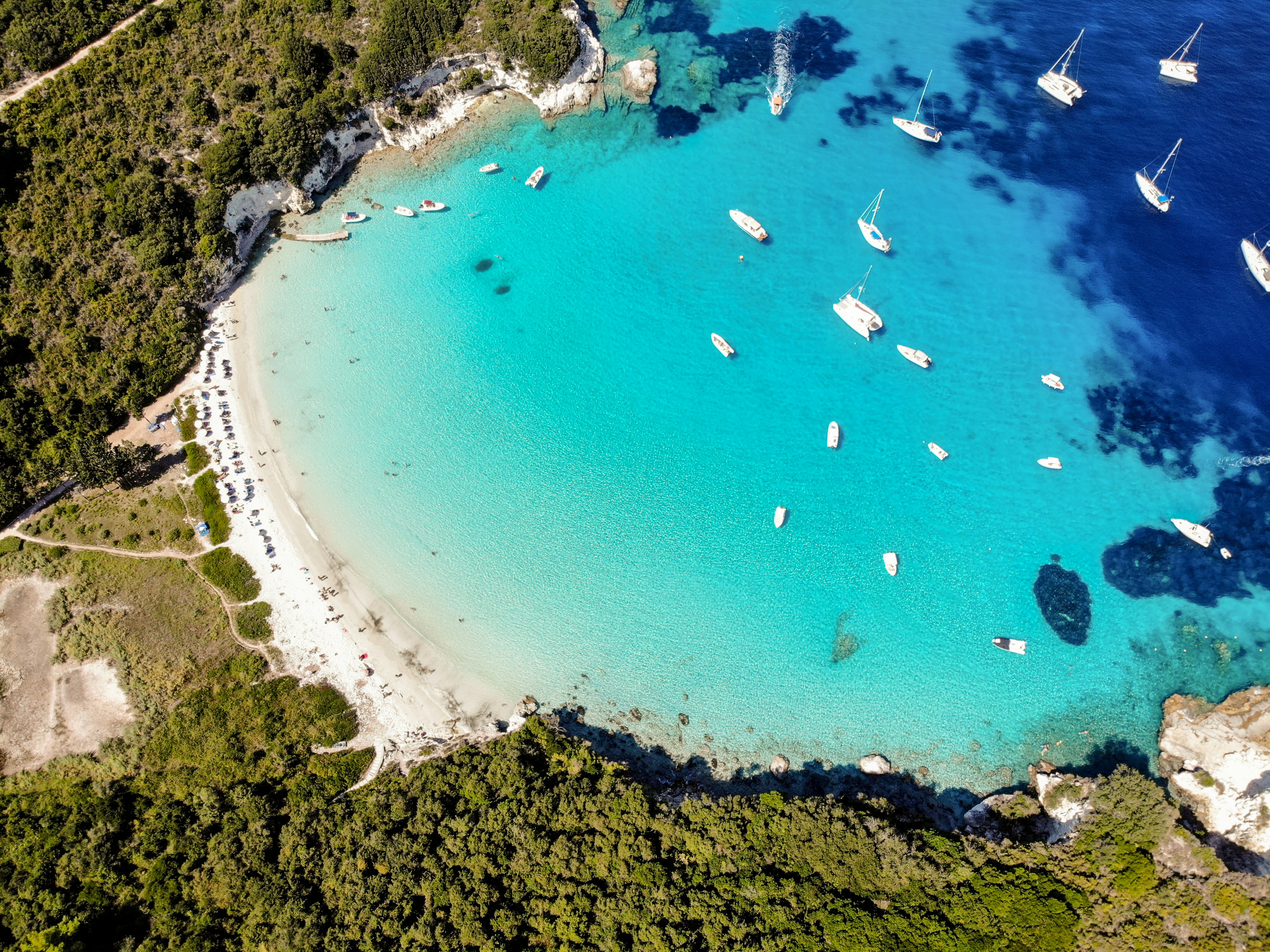 Photo by ulixcreative