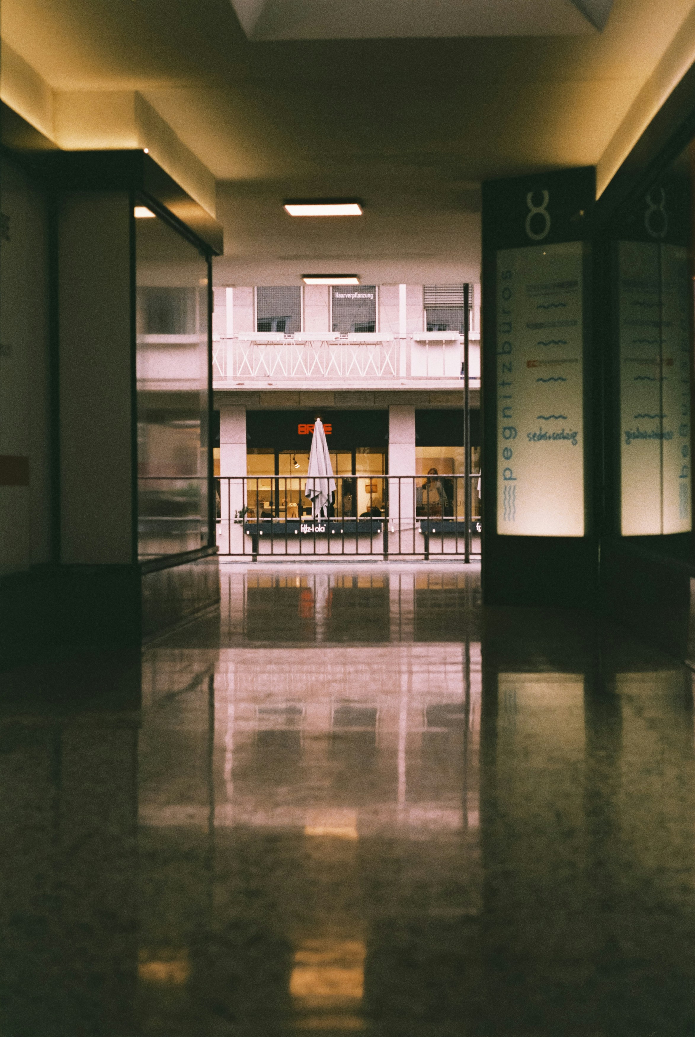 Photo by markusspiske