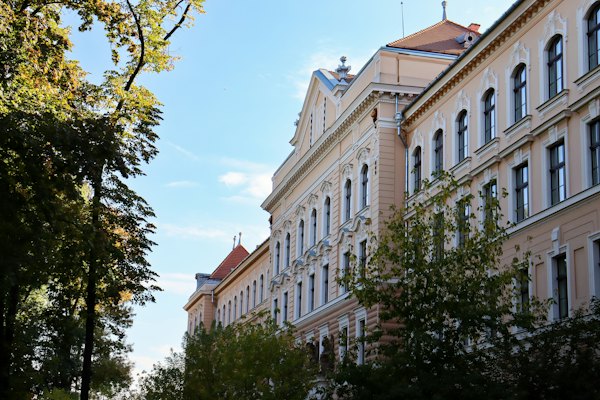 A tall building with a clock on the top of it — Oradea, Romania