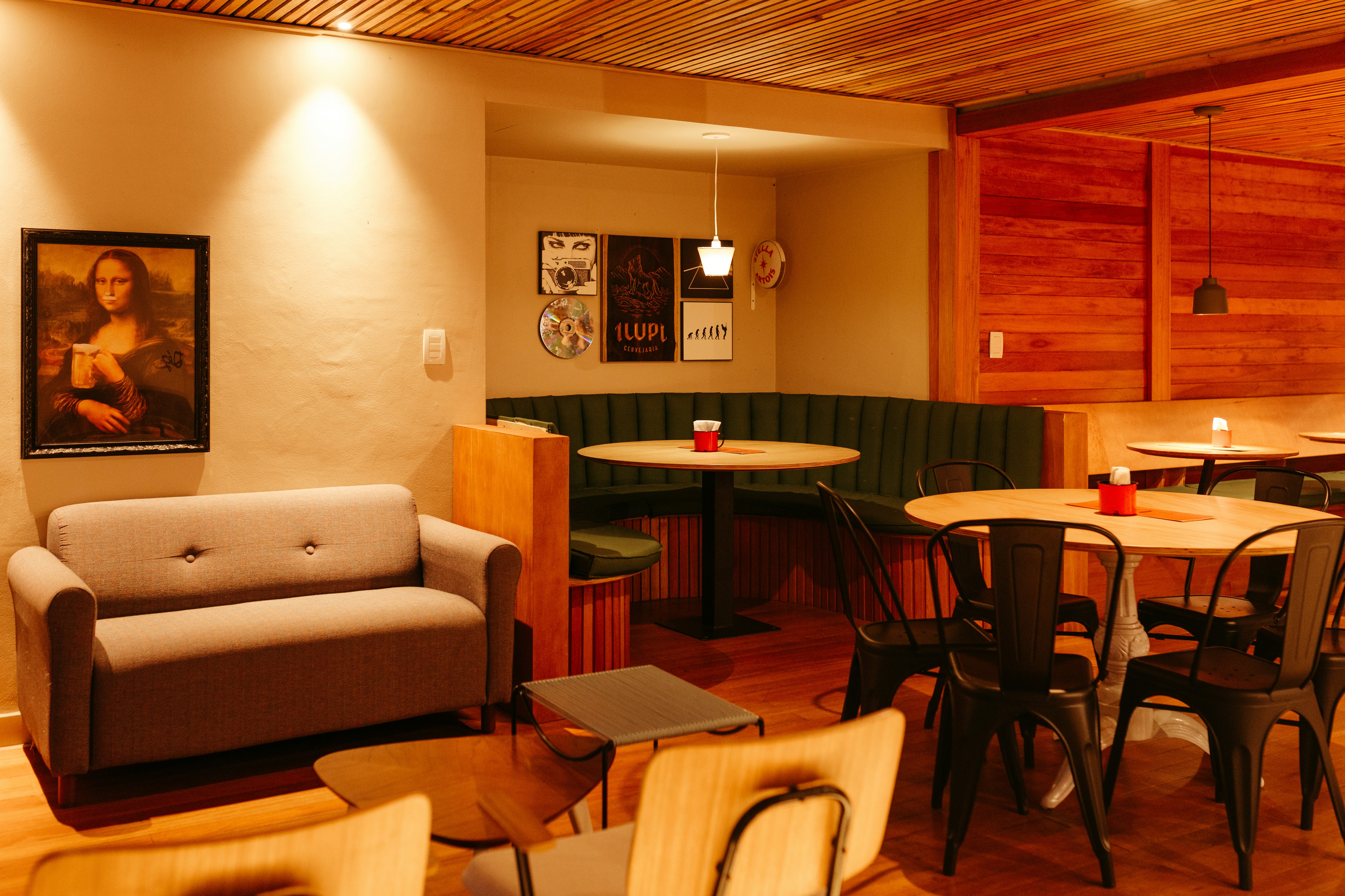 Photo by jonathanborba