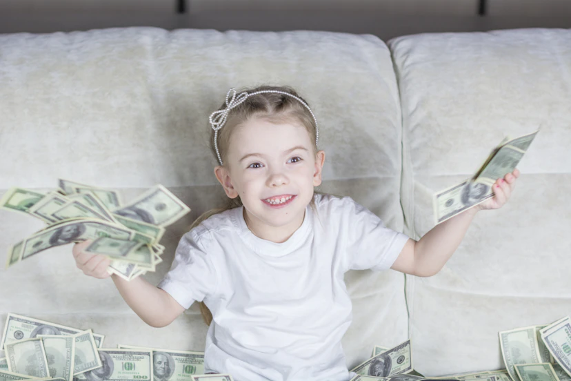¿A qué edad darle la primera paga a tu hijo?