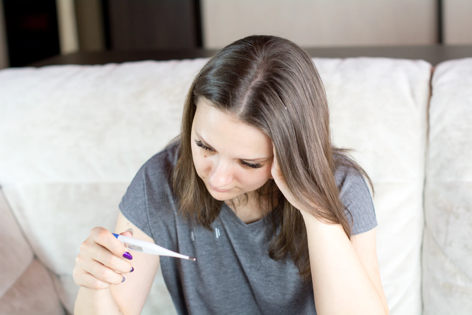 A person taking notes during a support session