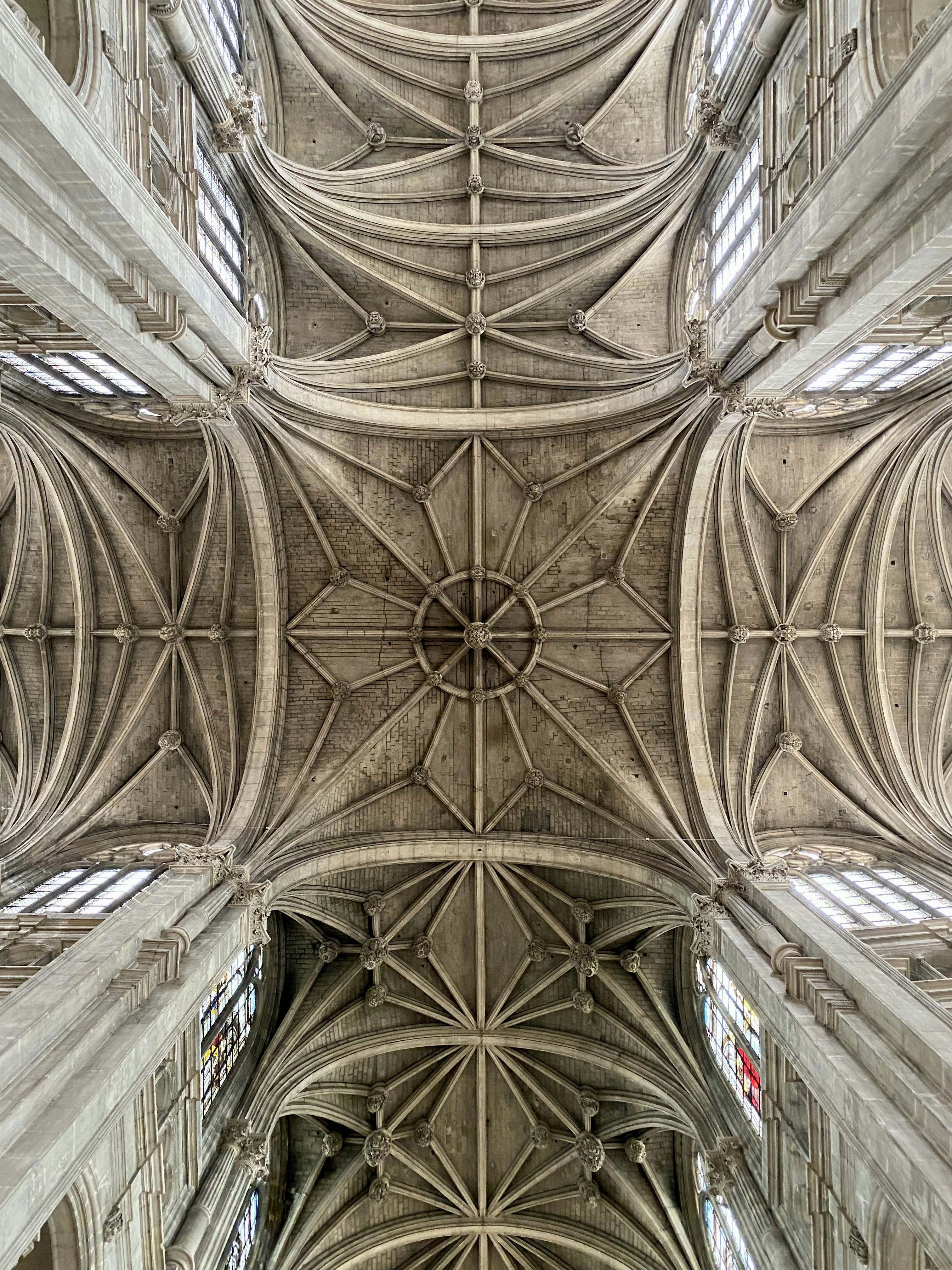 Photo by gonzaloleonjasin