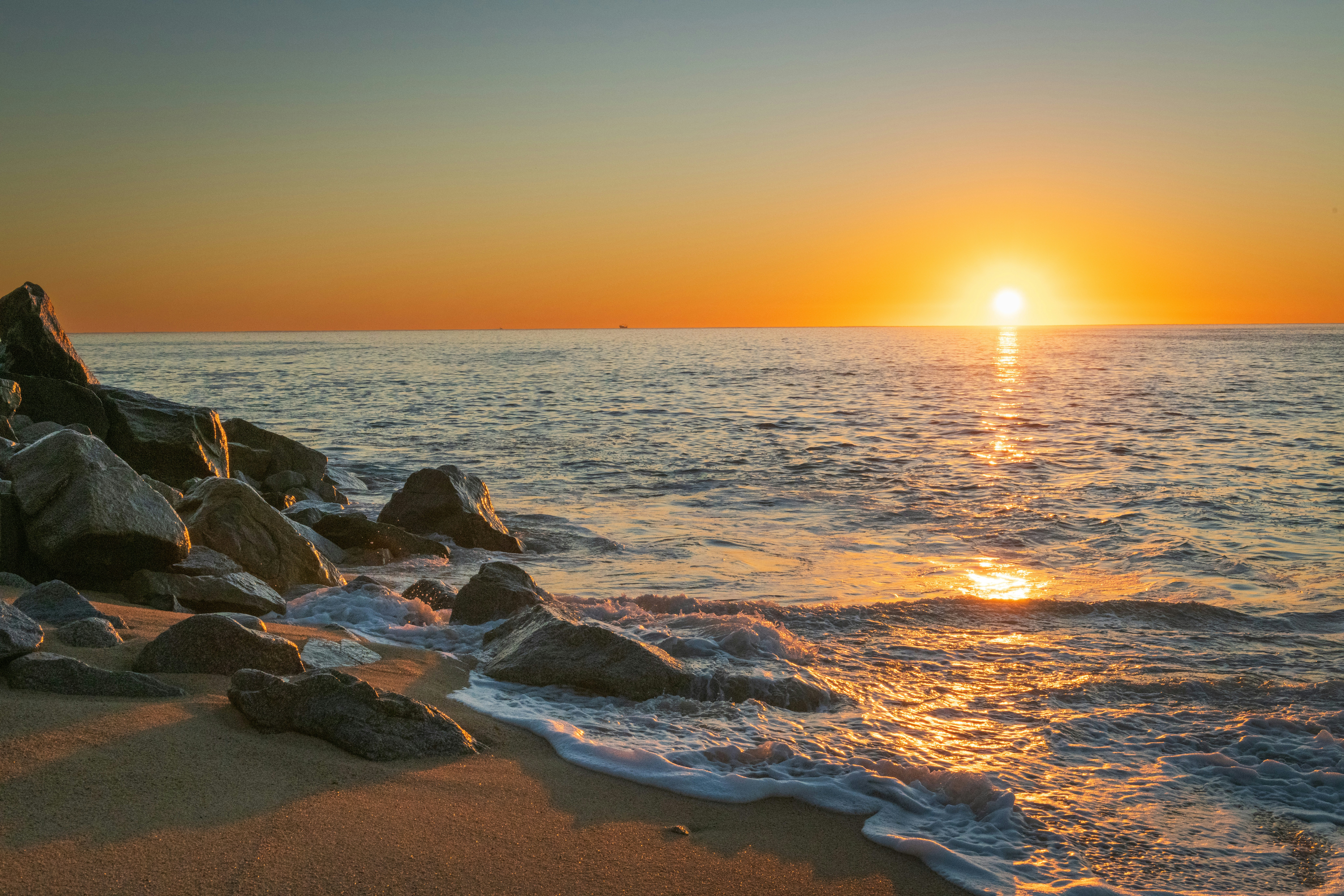 Photo by sriniunsplash