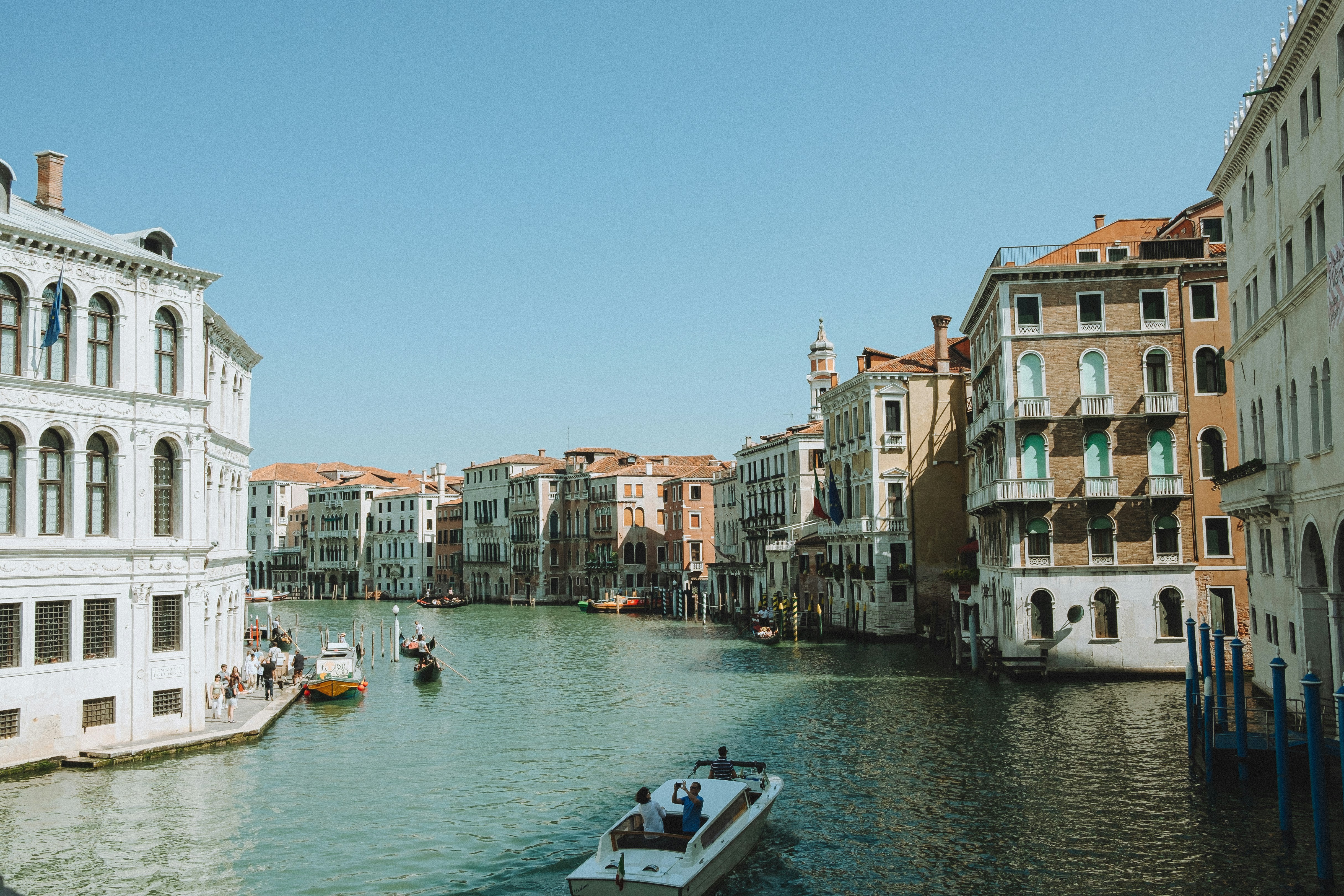 Photo by chelseaessig