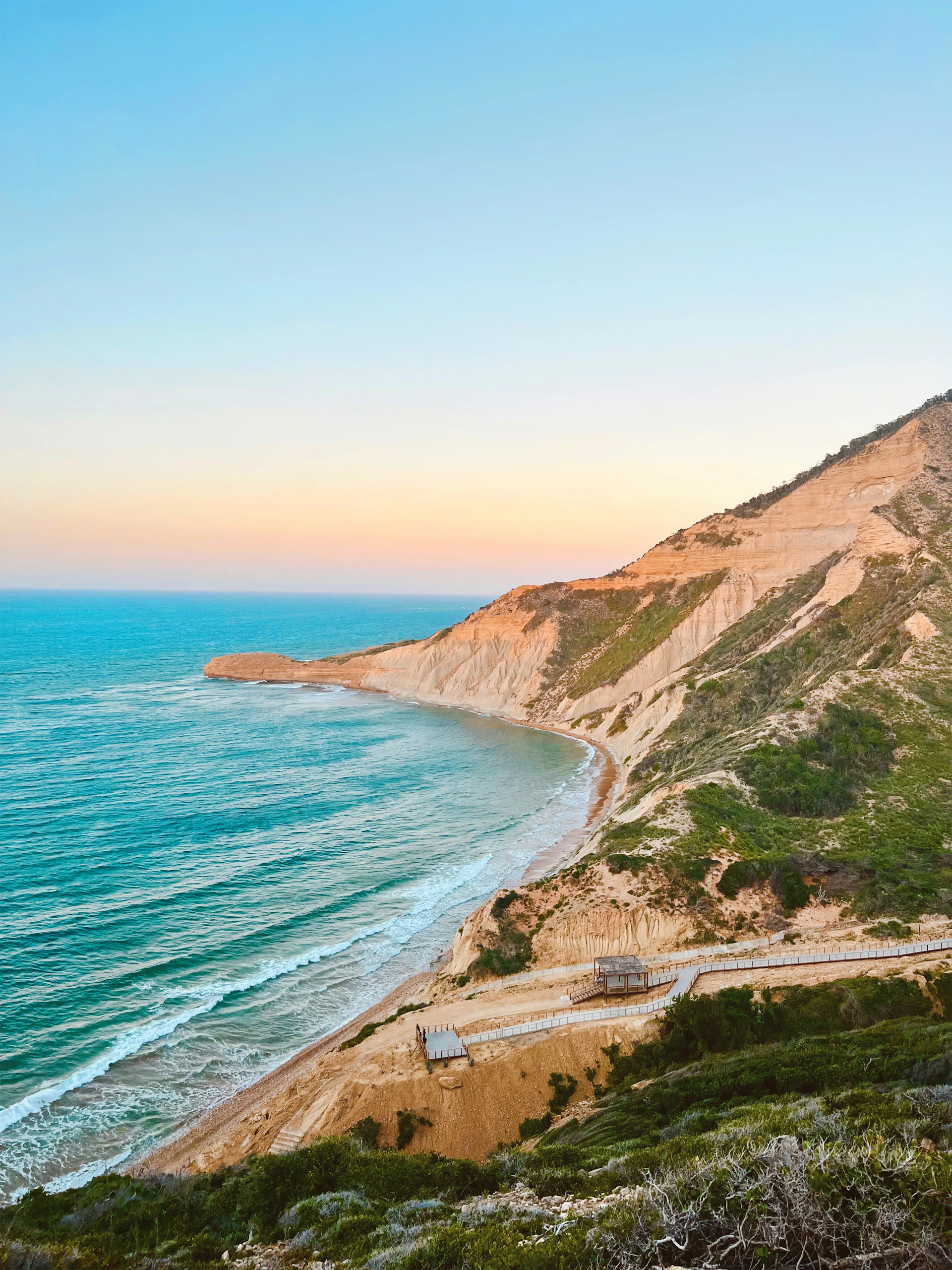 Beach and cliffs at El Morro in Montecristi
