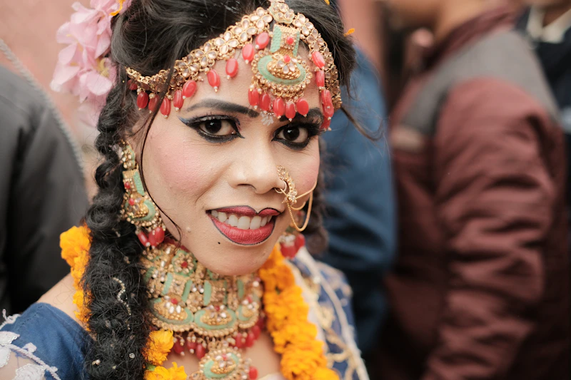 Smiling woman in stylish outfit