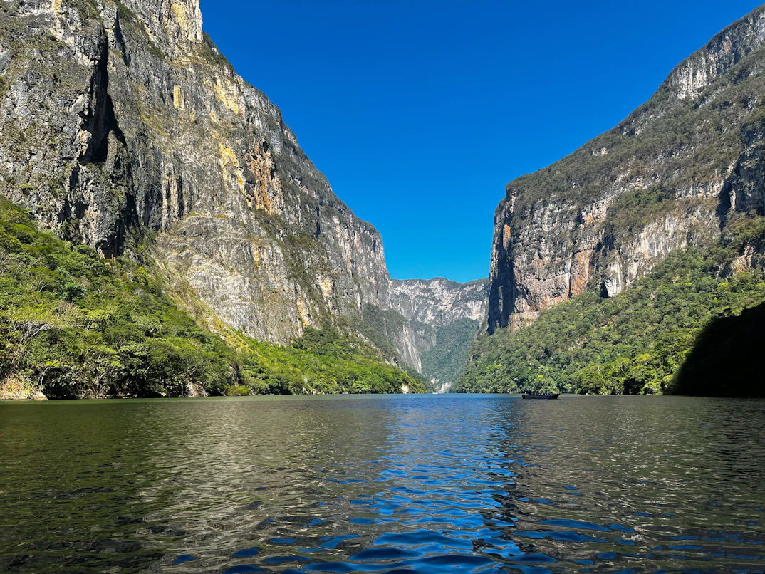 The dramatic limestone walls of Sumidero Canyon