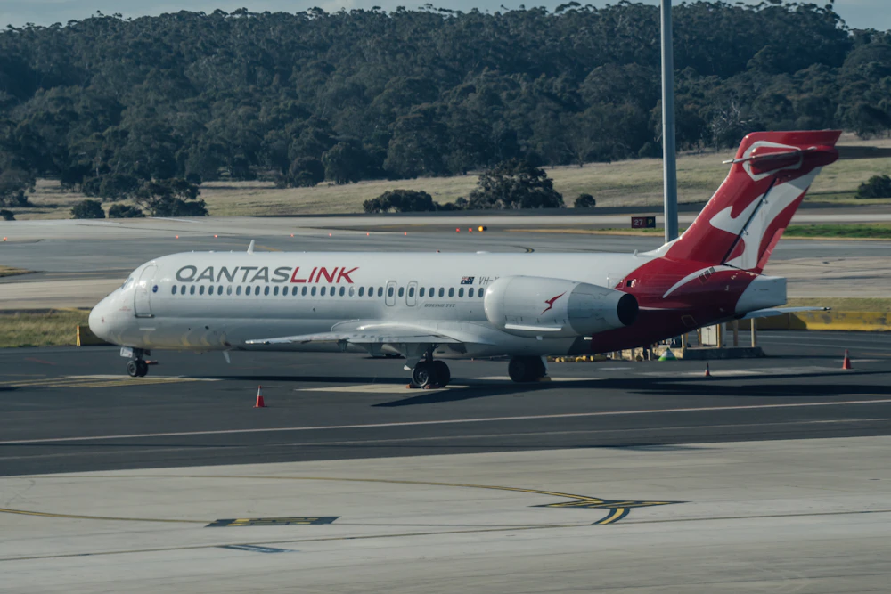 Passenger aircraft at Melbourne Tullamarine Airport