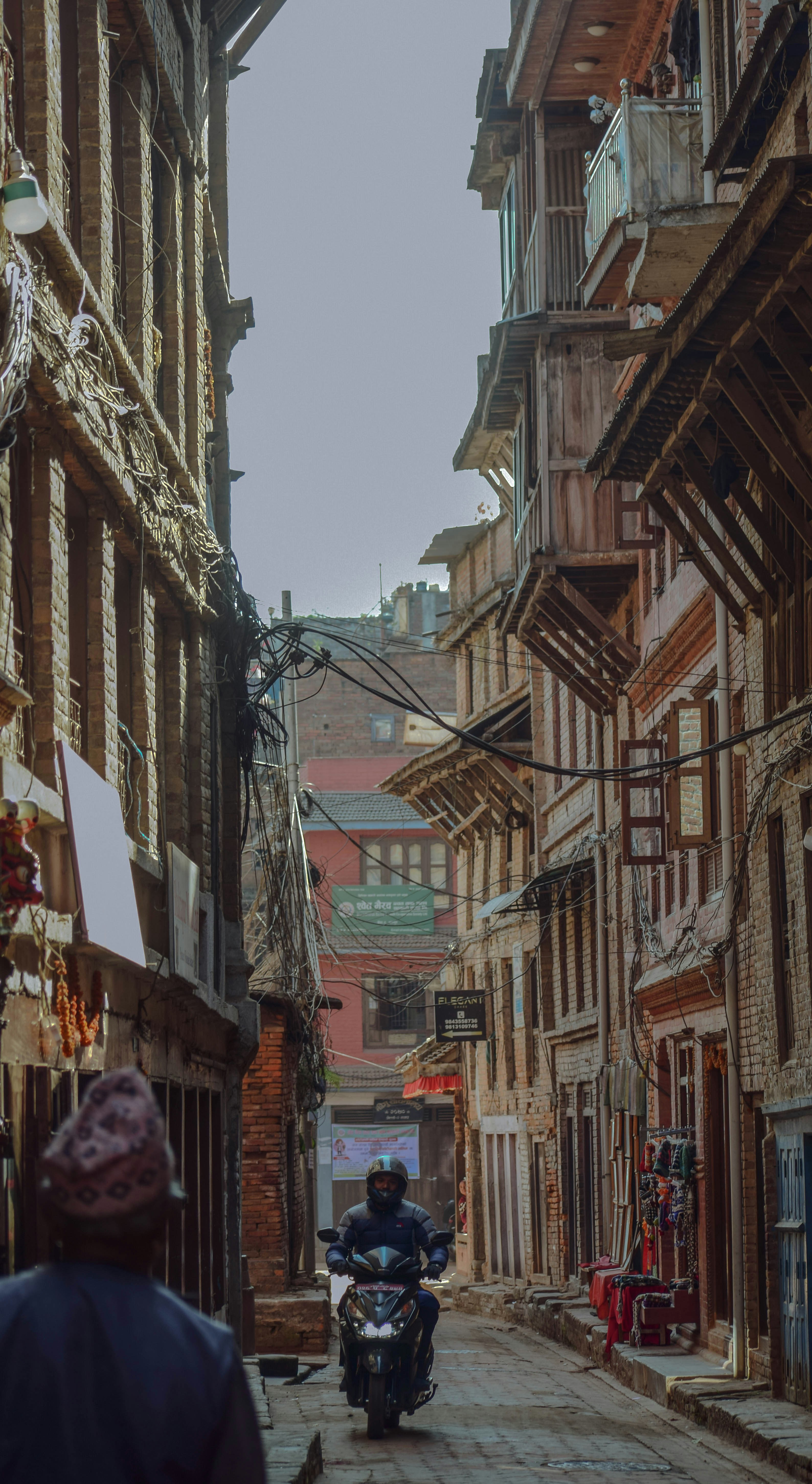 Bhaktapur – Neighborhoods & Urban Structure