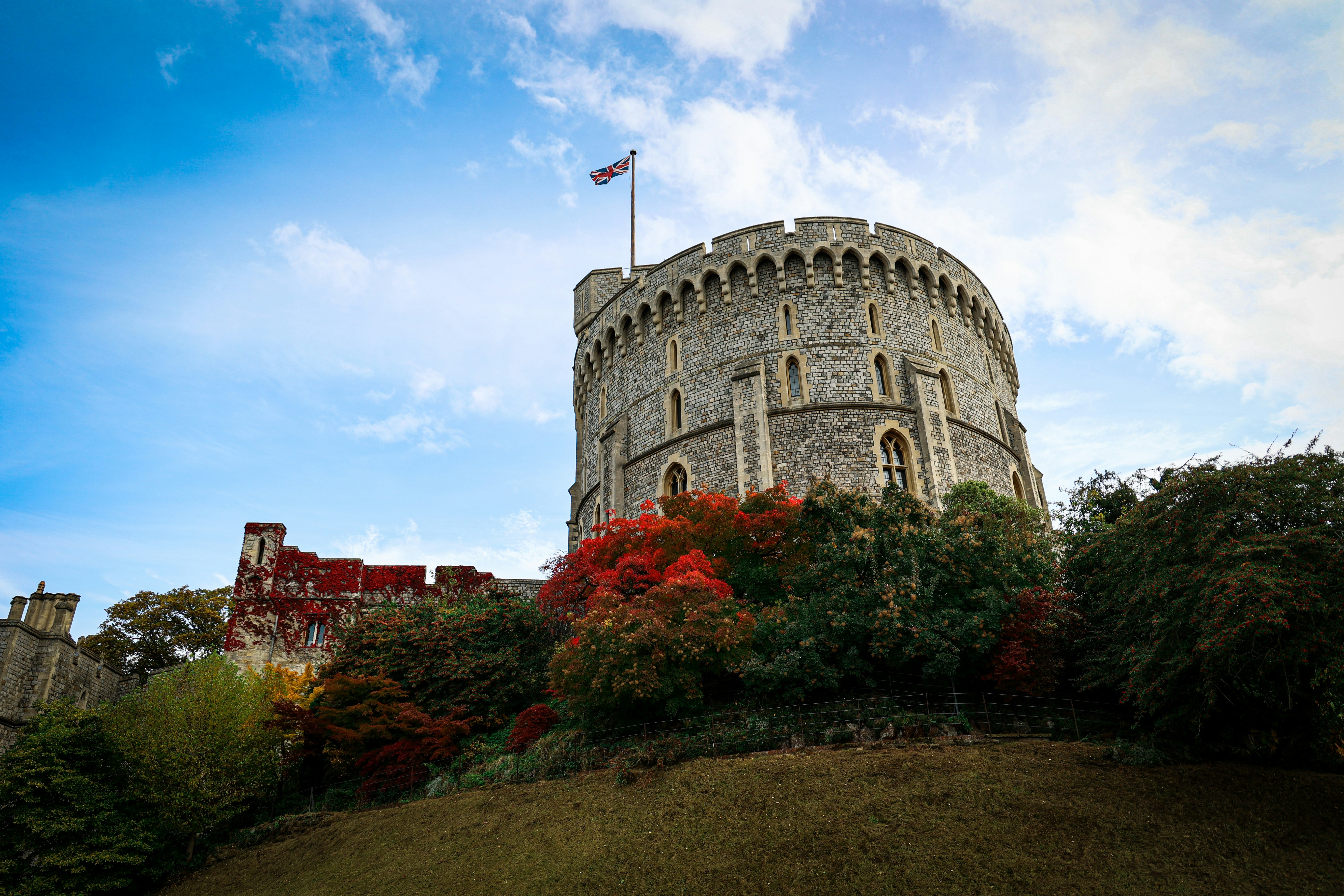 Stay online in the European Union And United Kingdom with a prepaid eSIM from eSIMlii. Instant activation, no roaming charges, and reliable coverage.