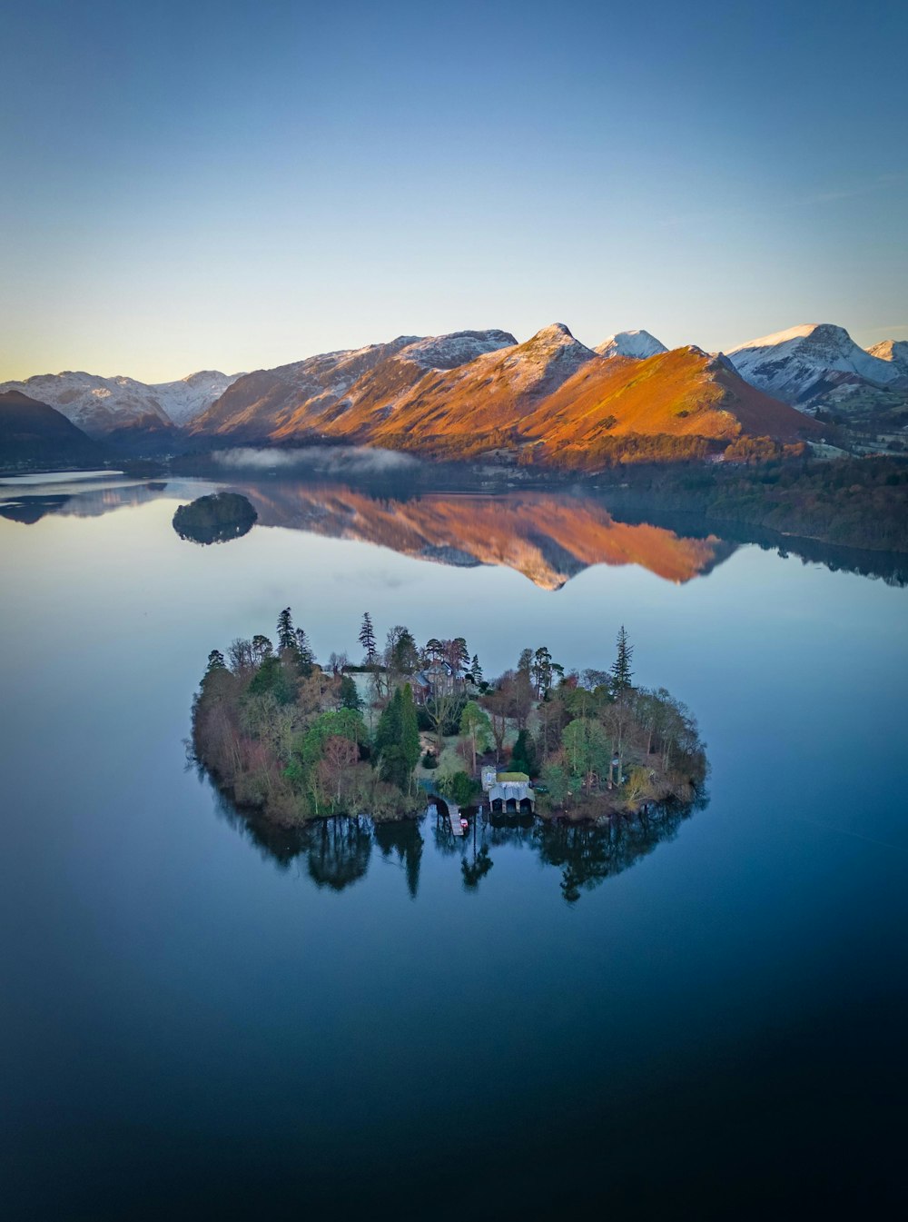 a small island in the middle of a lake