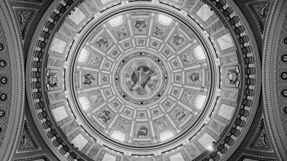 the ceiling of the dome of a building