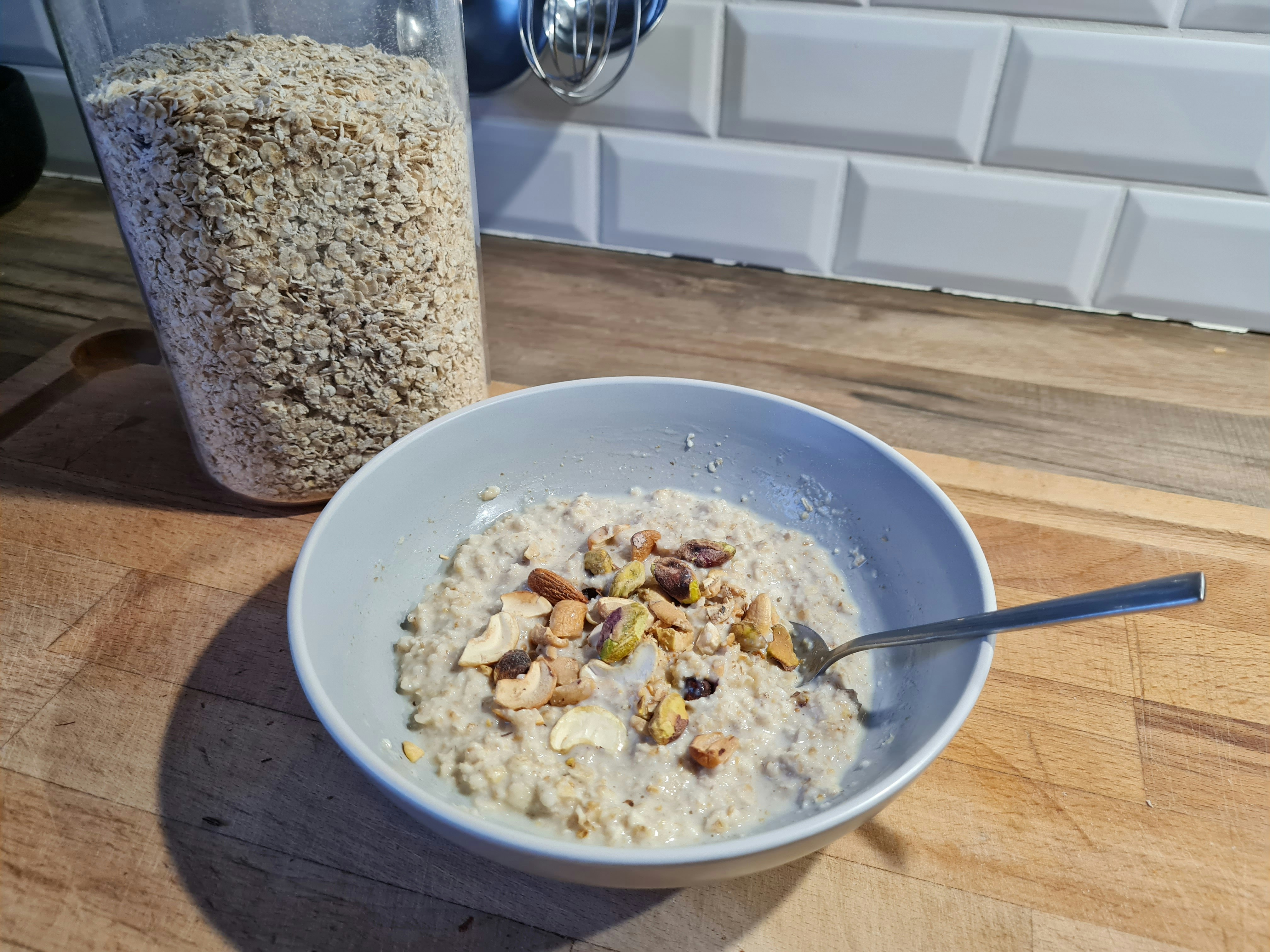 Exploring the World of Oats: Types, Nutritional Benefits, and Culinary Versatility