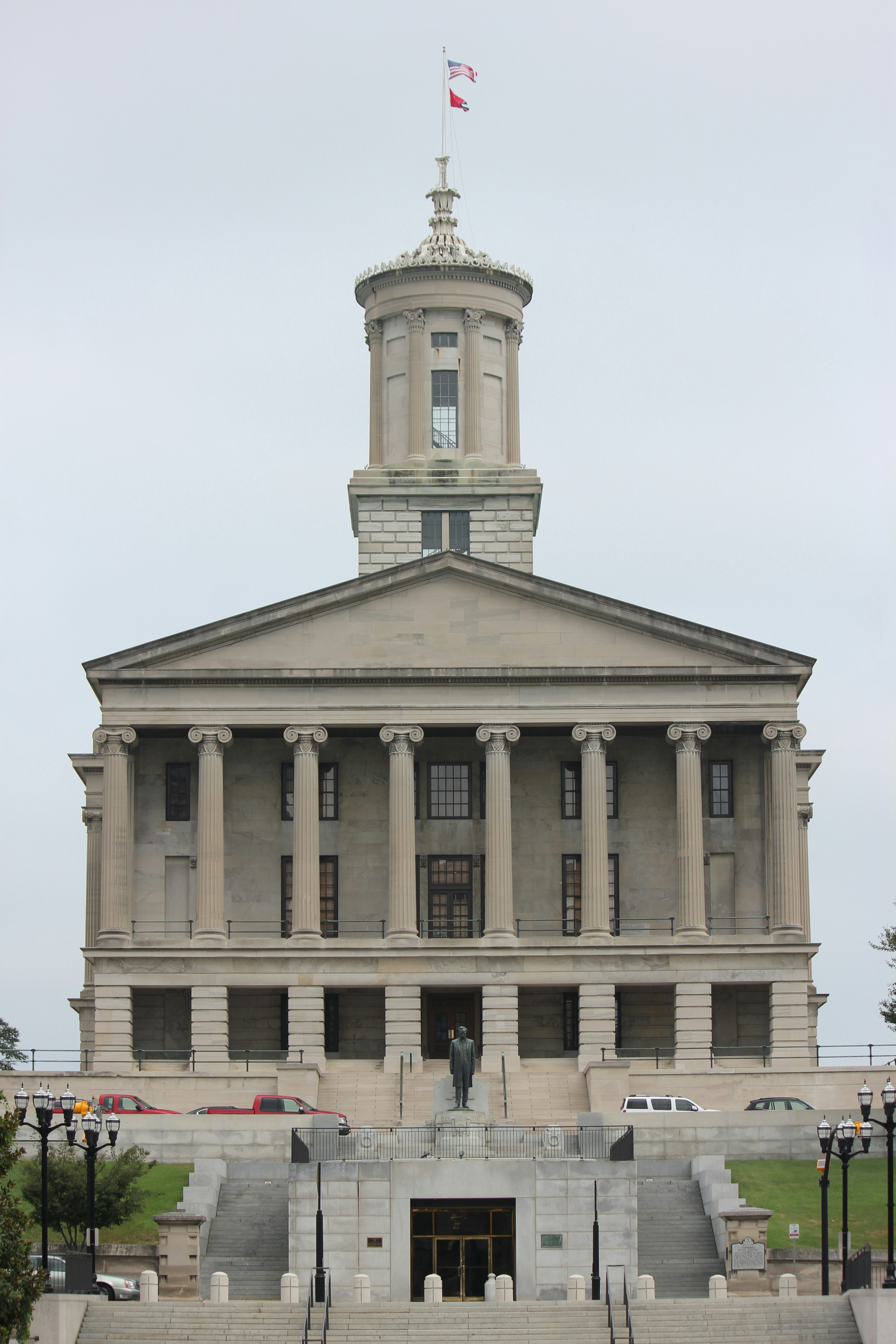 photo-1674340657780-461772e25bab أبسطهالك: أفضل شركة لخدمات حكومية في تونغا