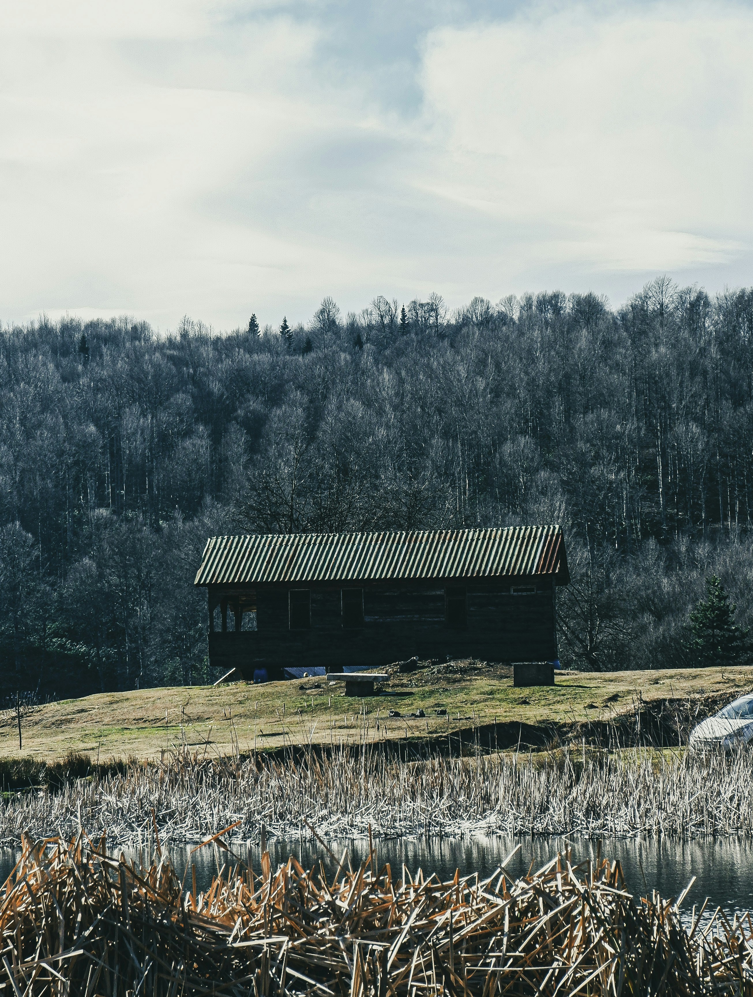 Photo by burakdonertas