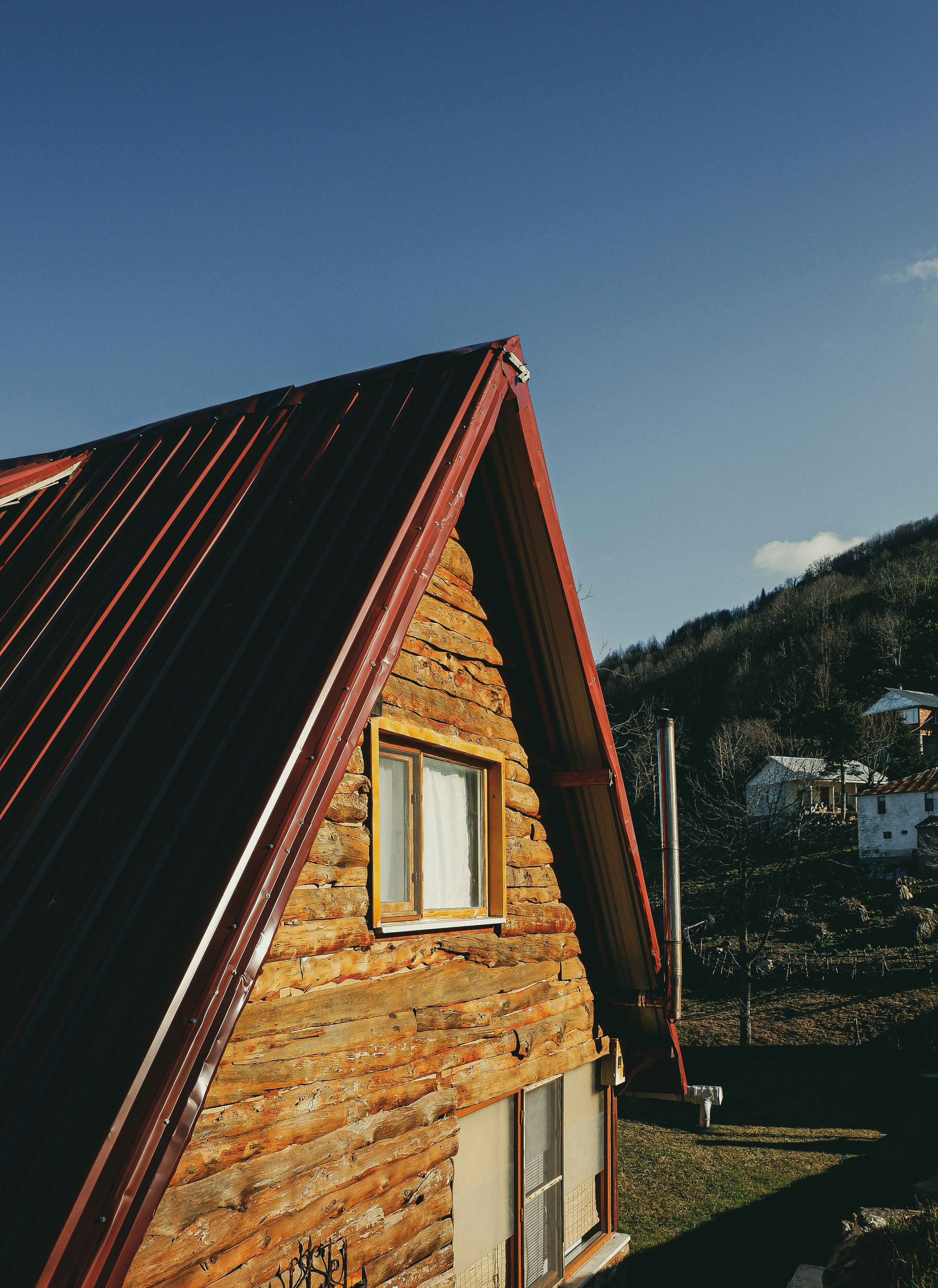 Photo by burakdonertas