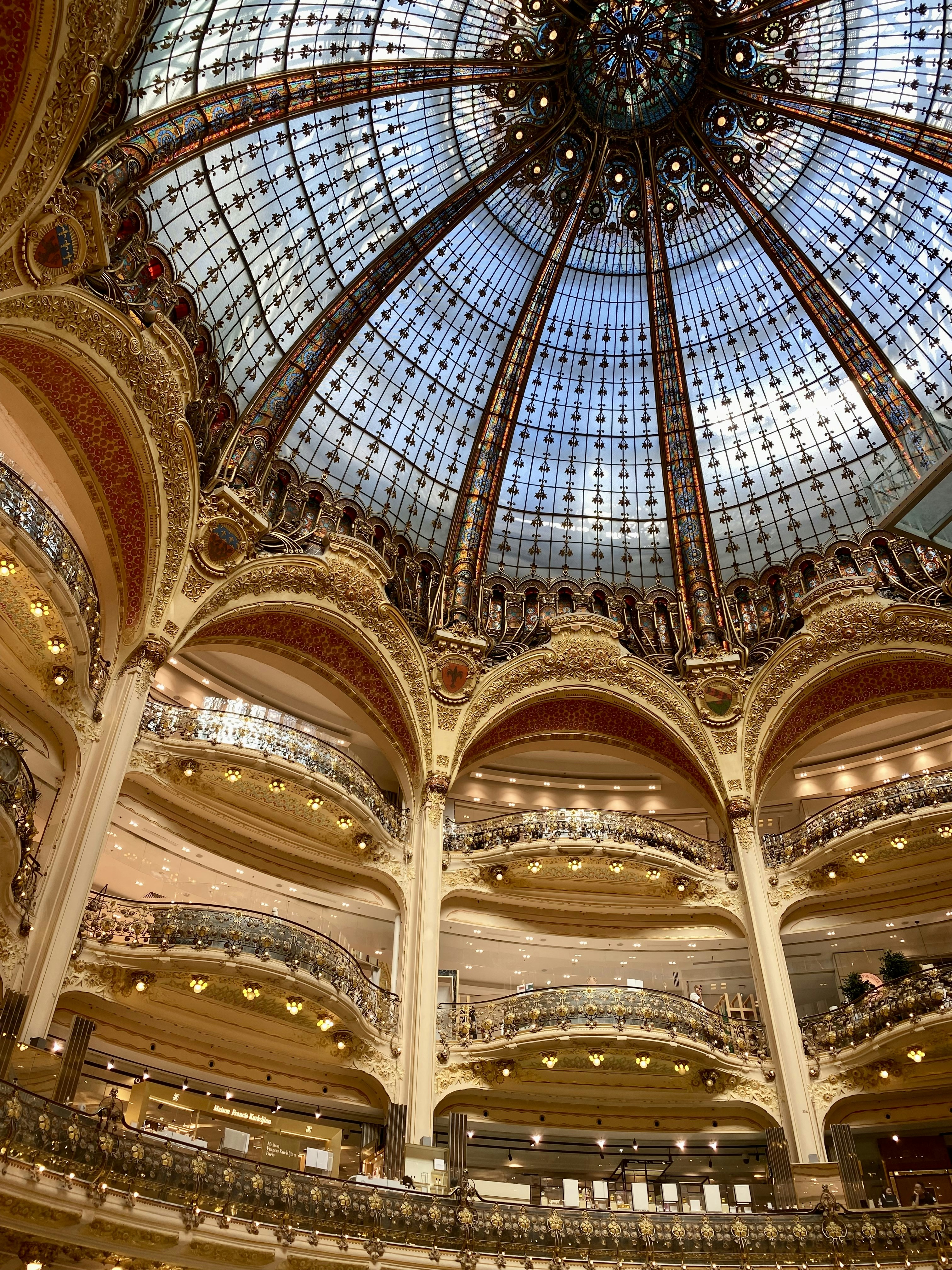 Photo by gonzaloleonjasin