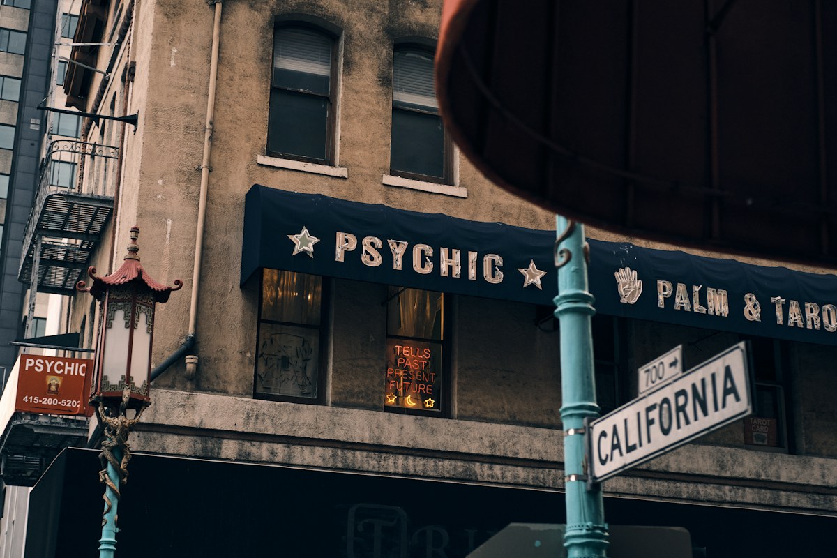 The Mystery of Intuition: Why Some People Sense Outcomes Before Evidence Appears