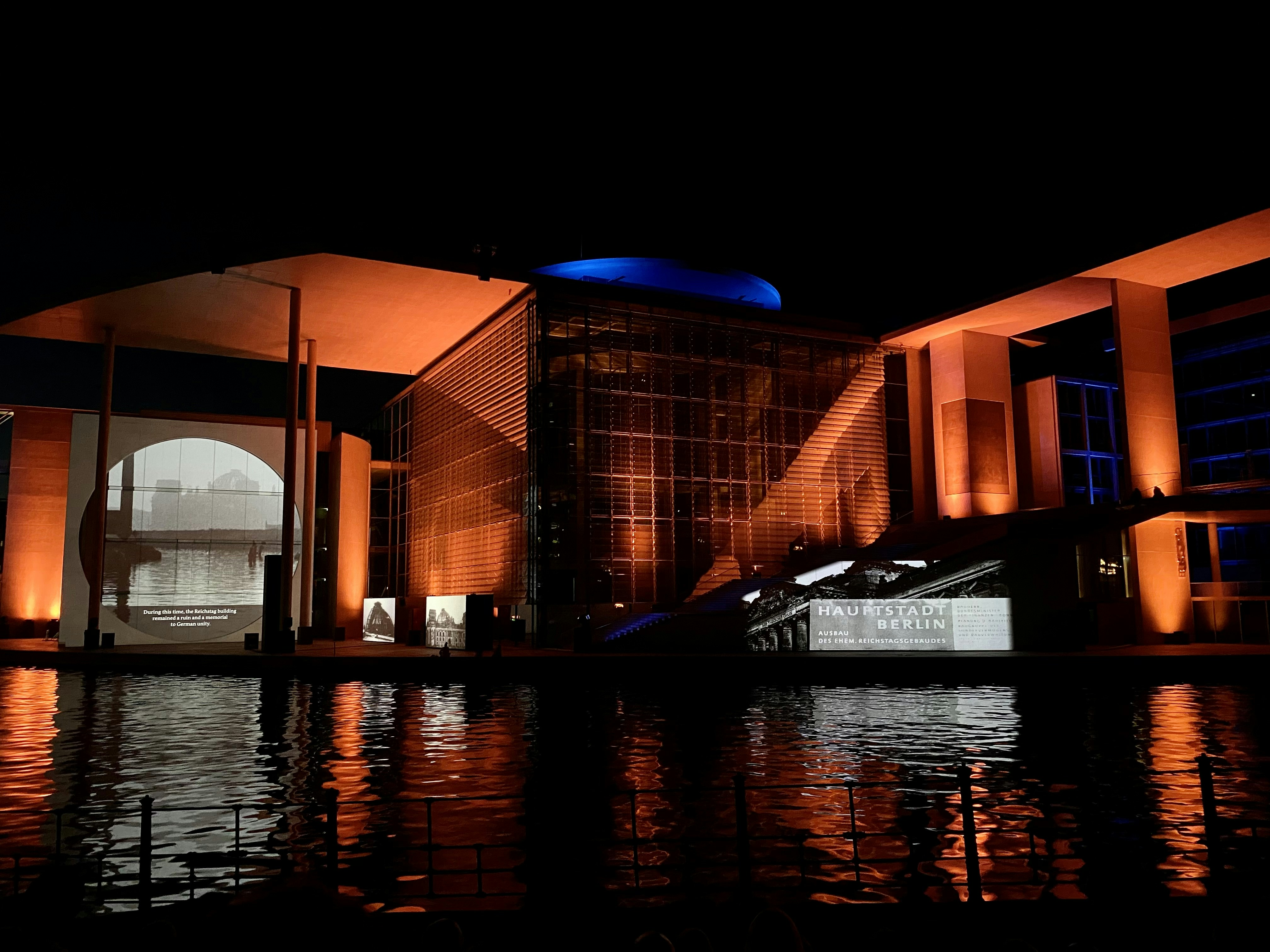 Photo by gonzaloleonjasin