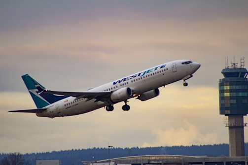 An airplane taking off, illustrating fast shipping.